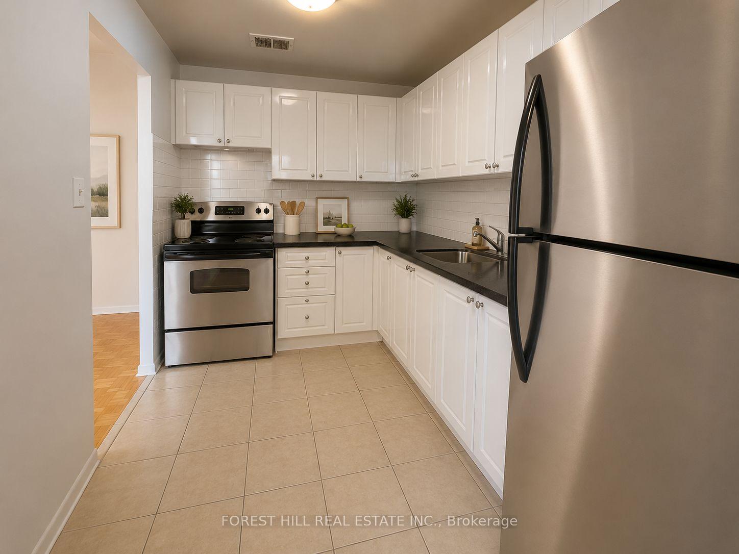 Photo 5 of Unit 810, 365 Kennedy Road, Brampton, Brampton East — HOMEH