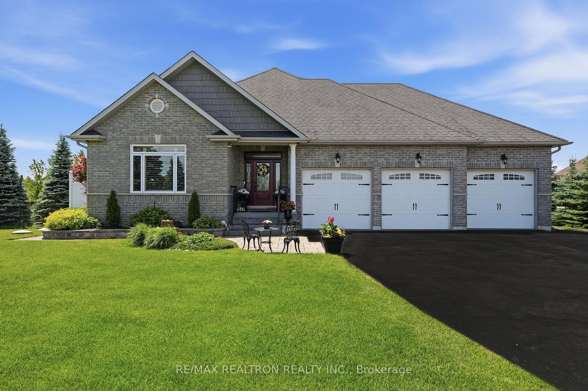 Photo 7 of 17 Brolley Crescent, Essa, Thornton — HOMEH