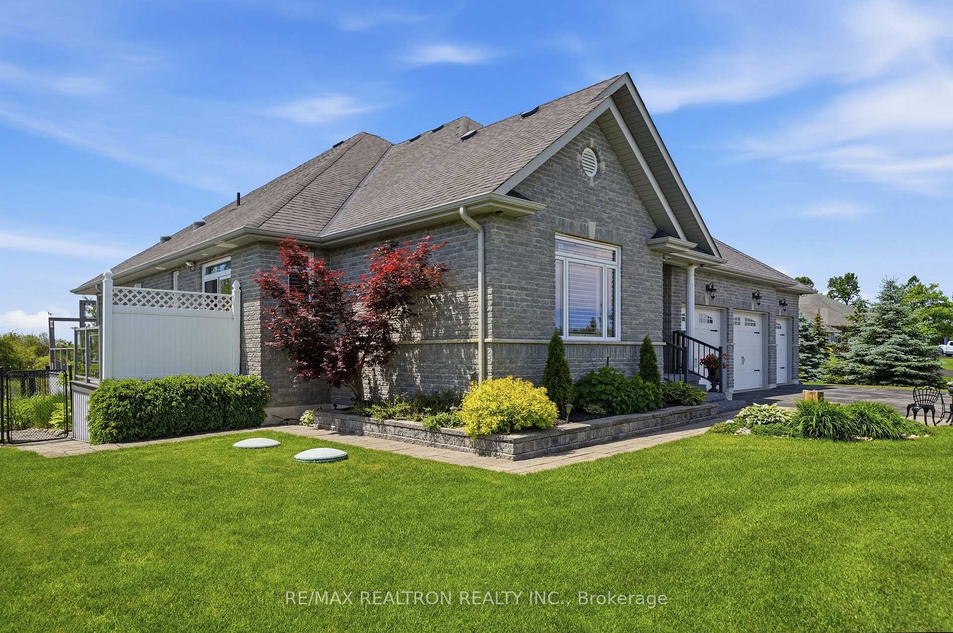 Photo 9 of 17 Brolley Crescent, Essa, Thornton — HOMEH