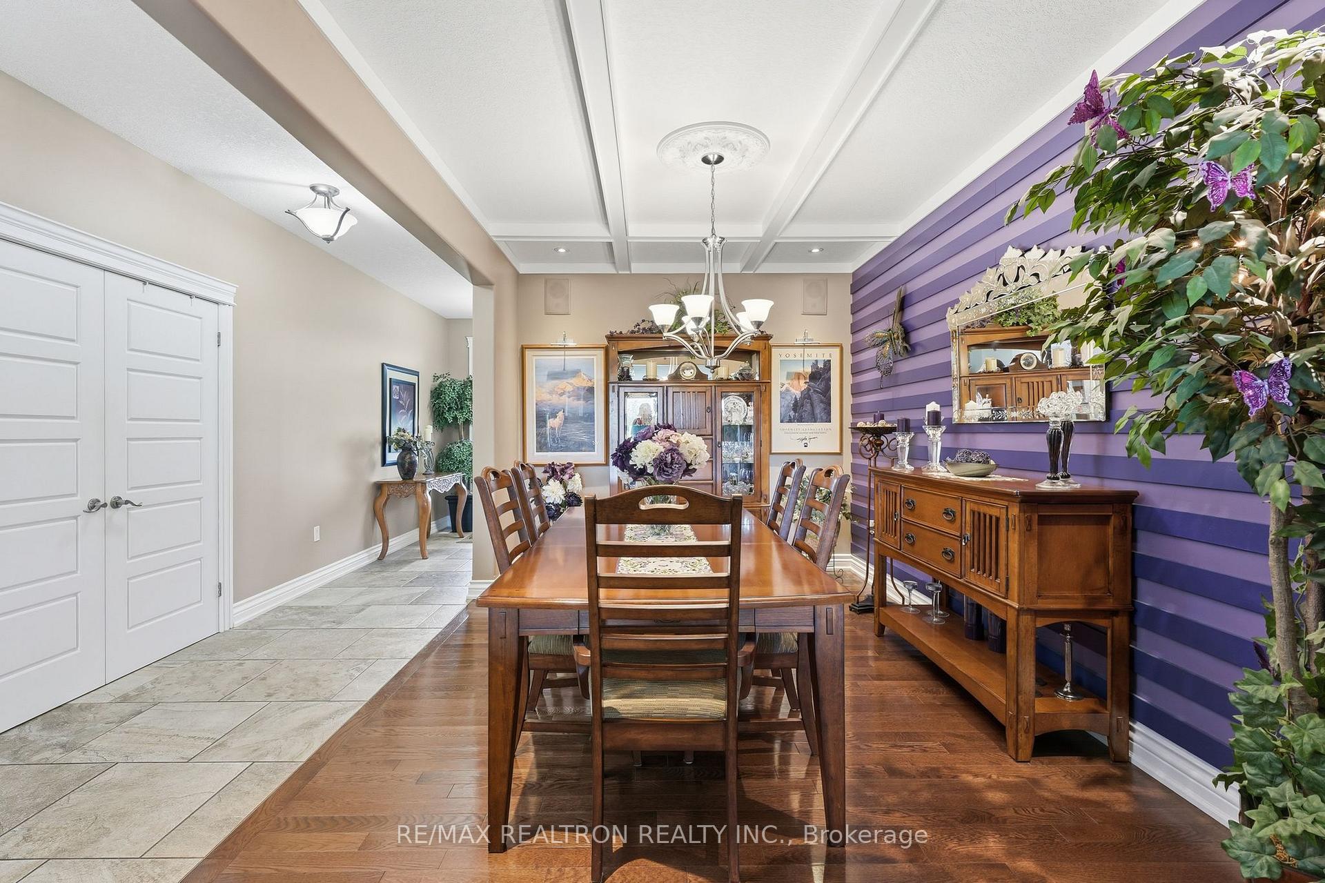 Photo 18 of 17 Brolley Crescent, Essa, Thornton — HOMEH