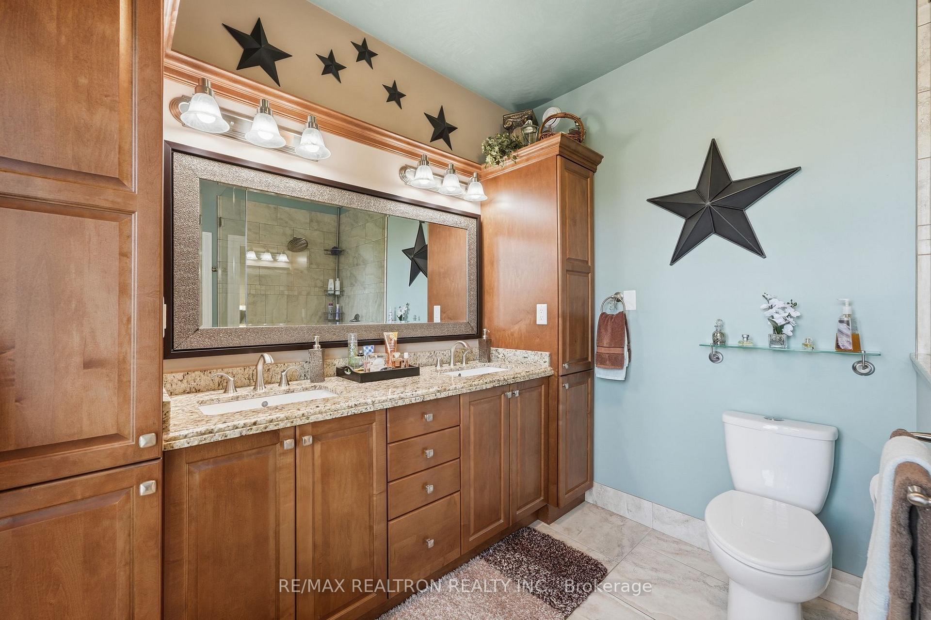 Photo 24 of 17 Brolley Crescent, Essa, Thornton — HOMEH