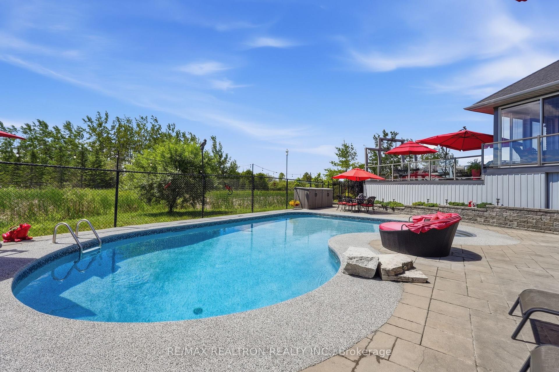 Photo 43 of 17 Brolley Crescent, Essa, Thornton — HOMEH