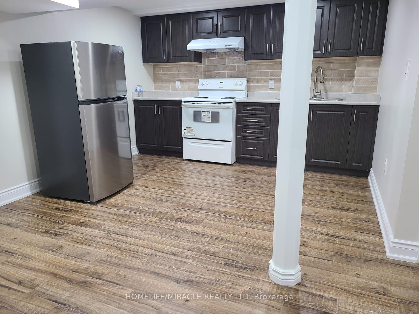 Photo 1 of 38 Whitehaven Drive, Brampton, Heart Lake West — HOMEH