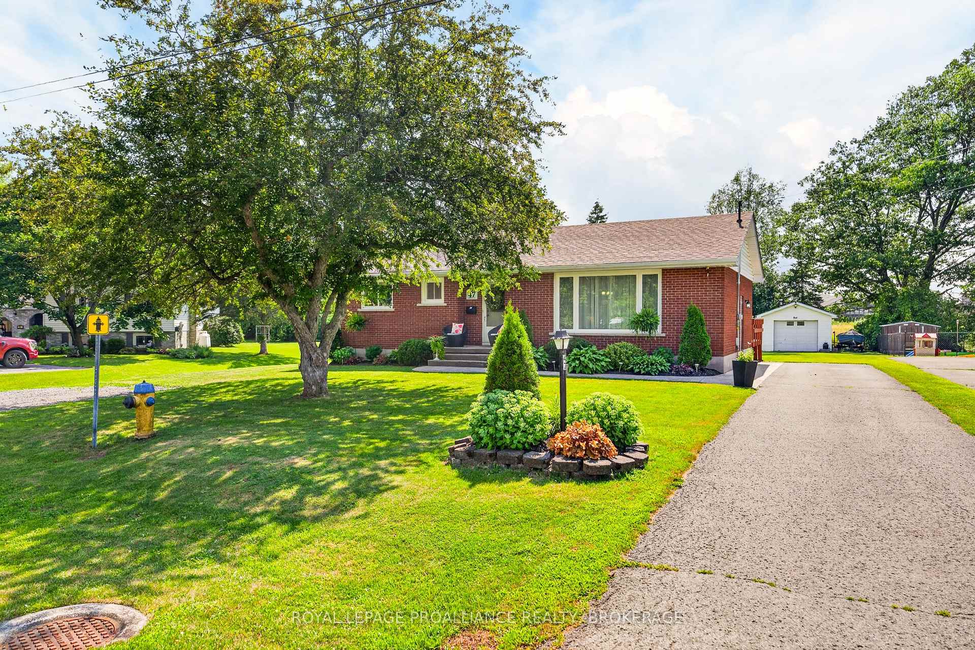 Photo 1 of 47 Riverview Drive, Greater Napanee, Greater Napanee — HOMEH