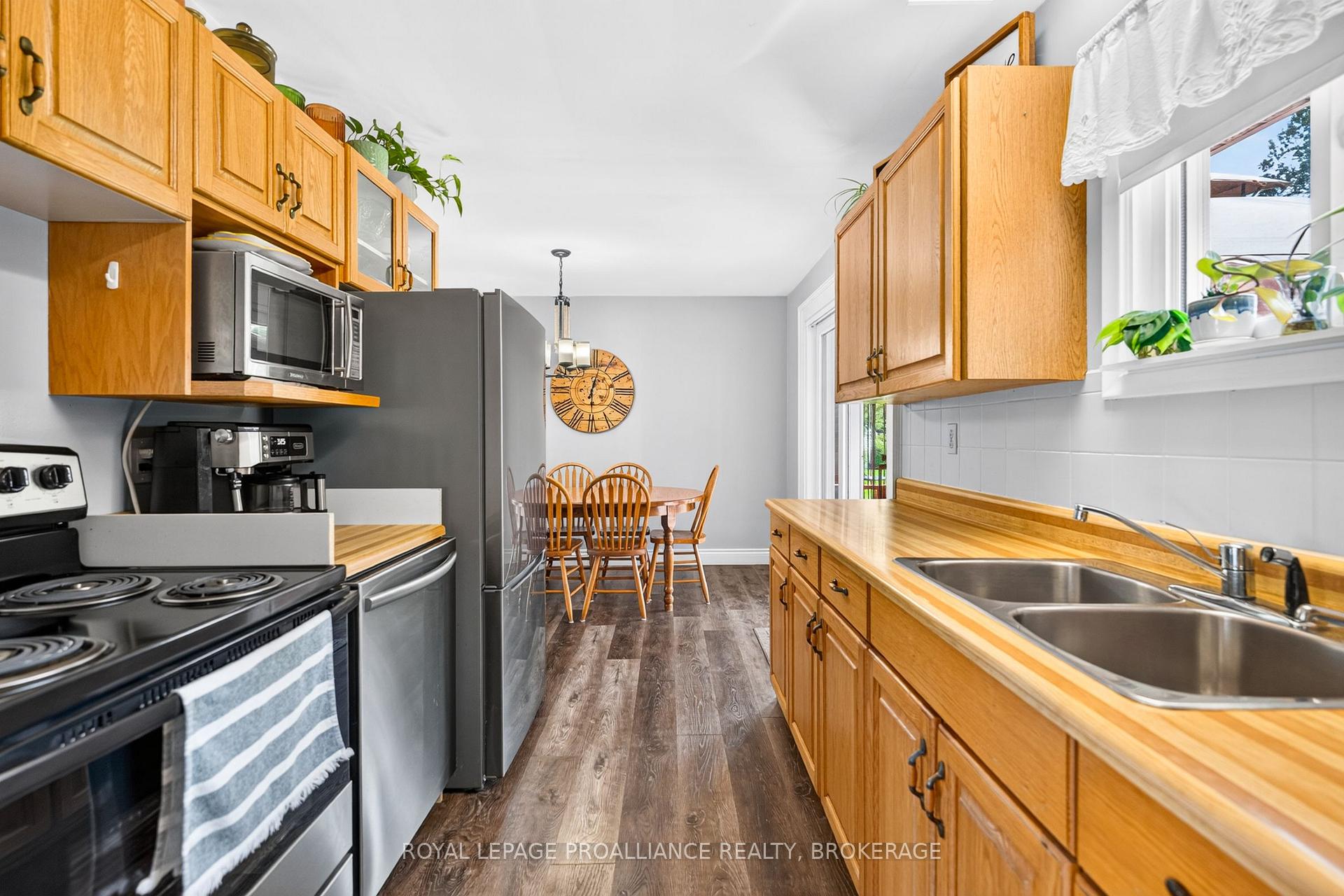 Photo 10 of 47 Riverview Drive, Greater Napanee, Greater Napanee — HOMEH