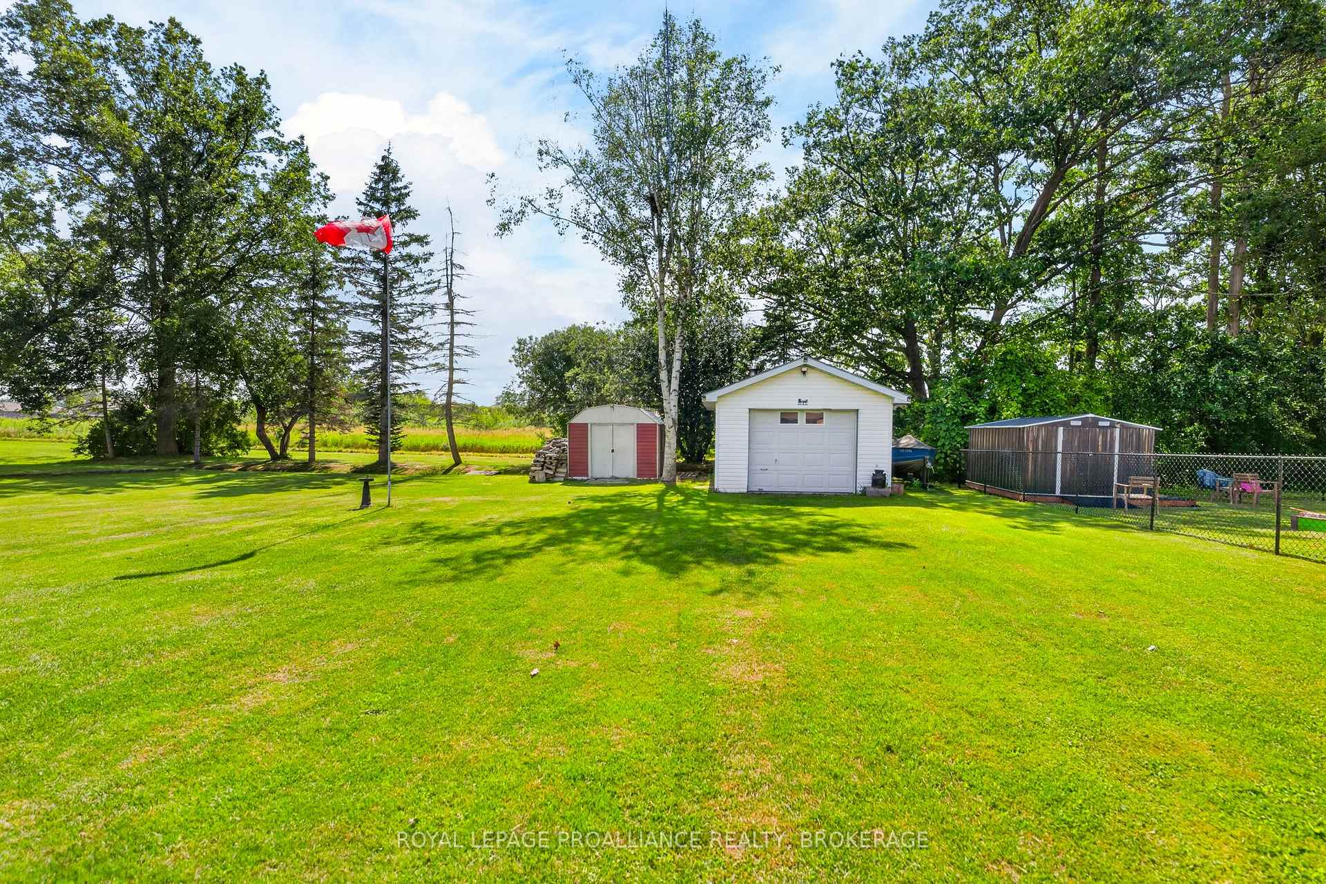 Photo 40 of 47 Riverview Drive, Greater Napanee, Greater Napanee — HOMEH