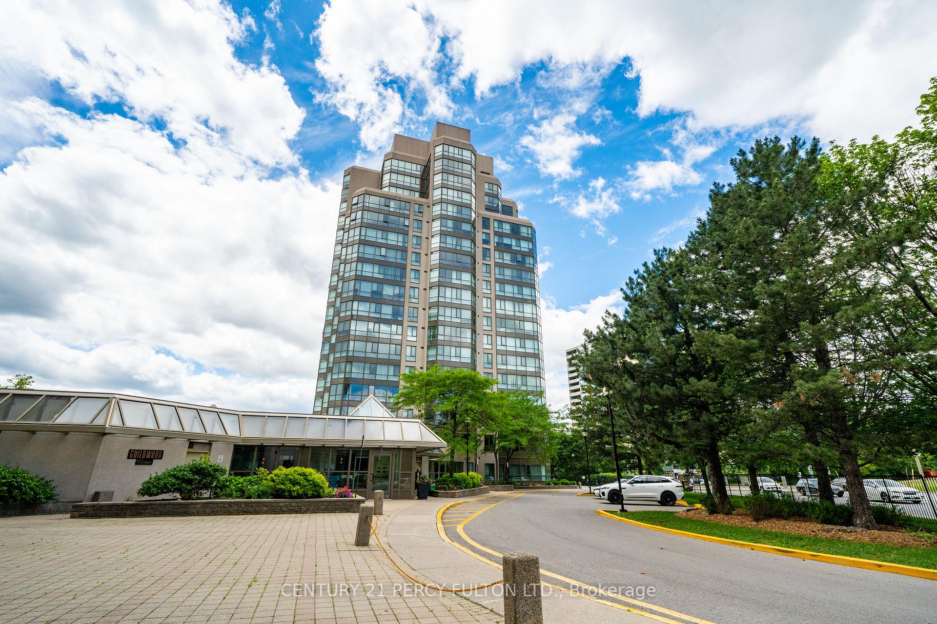 Front of Unit 206B, 3231 Eglinton Avenue E