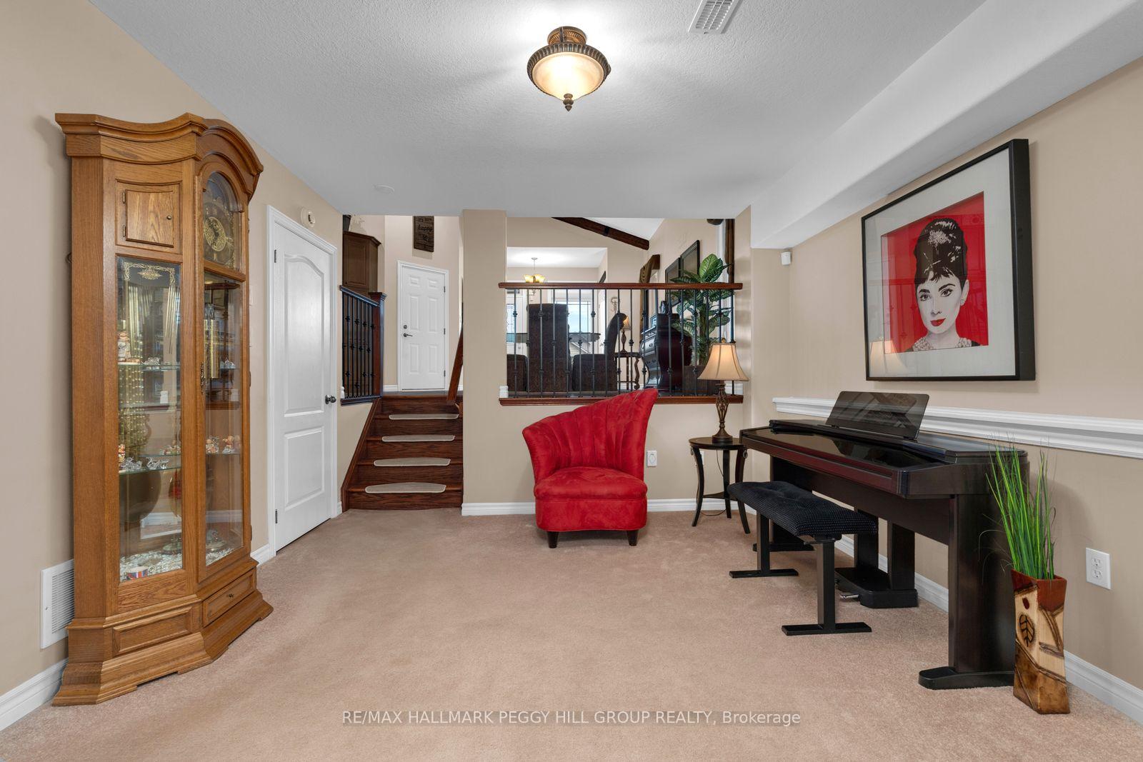 Photo 6 of 11 Red Cedar Lane, Essa, Angus — HOMEH