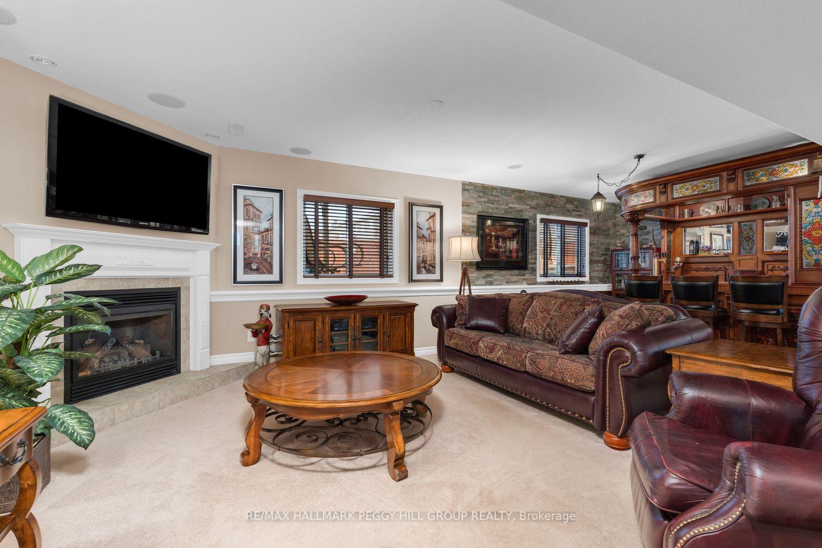 Photo 8 of 11 Red Cedar Lane, Essa, Angus — HOMEH