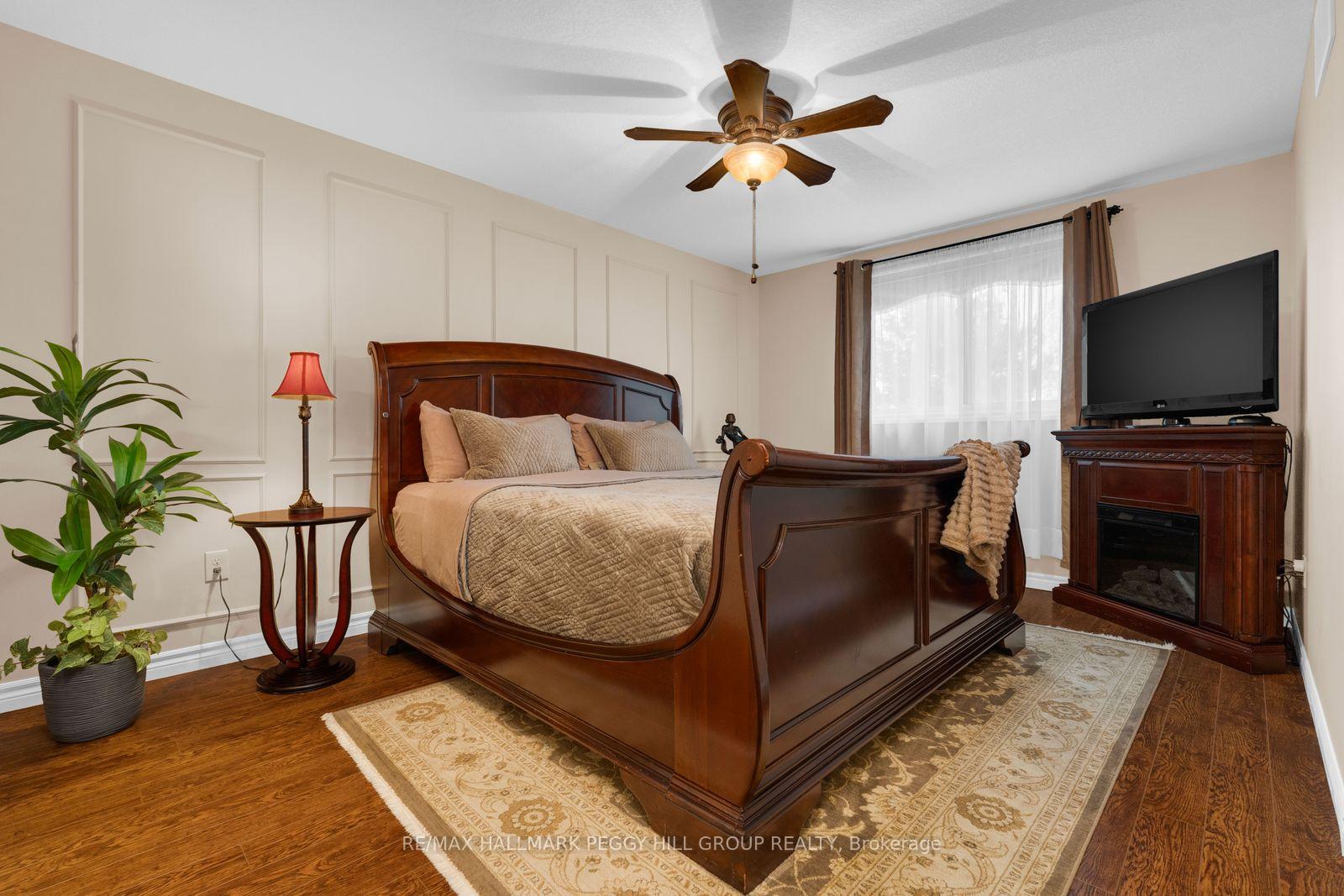 Photo 12 of 11 Red Cedar Lane, Essa, Angus — HOMEH