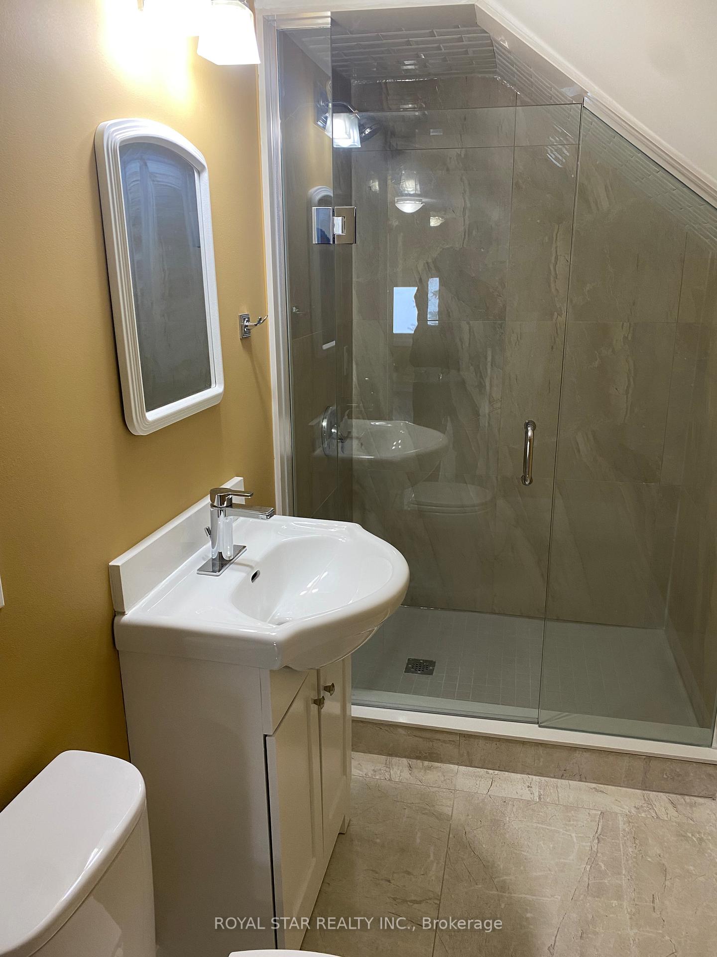 Photo 19 of 582 Garafraxa Street S, West Grey — HOMEH