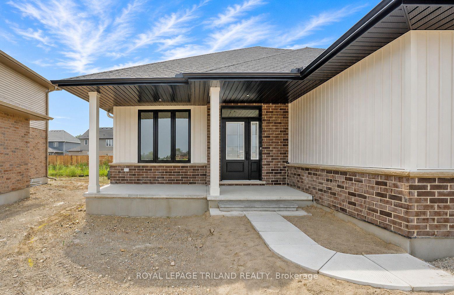 Photo 3 of 155 Shaw Valley Drive, St. Thomas — HOMEH
