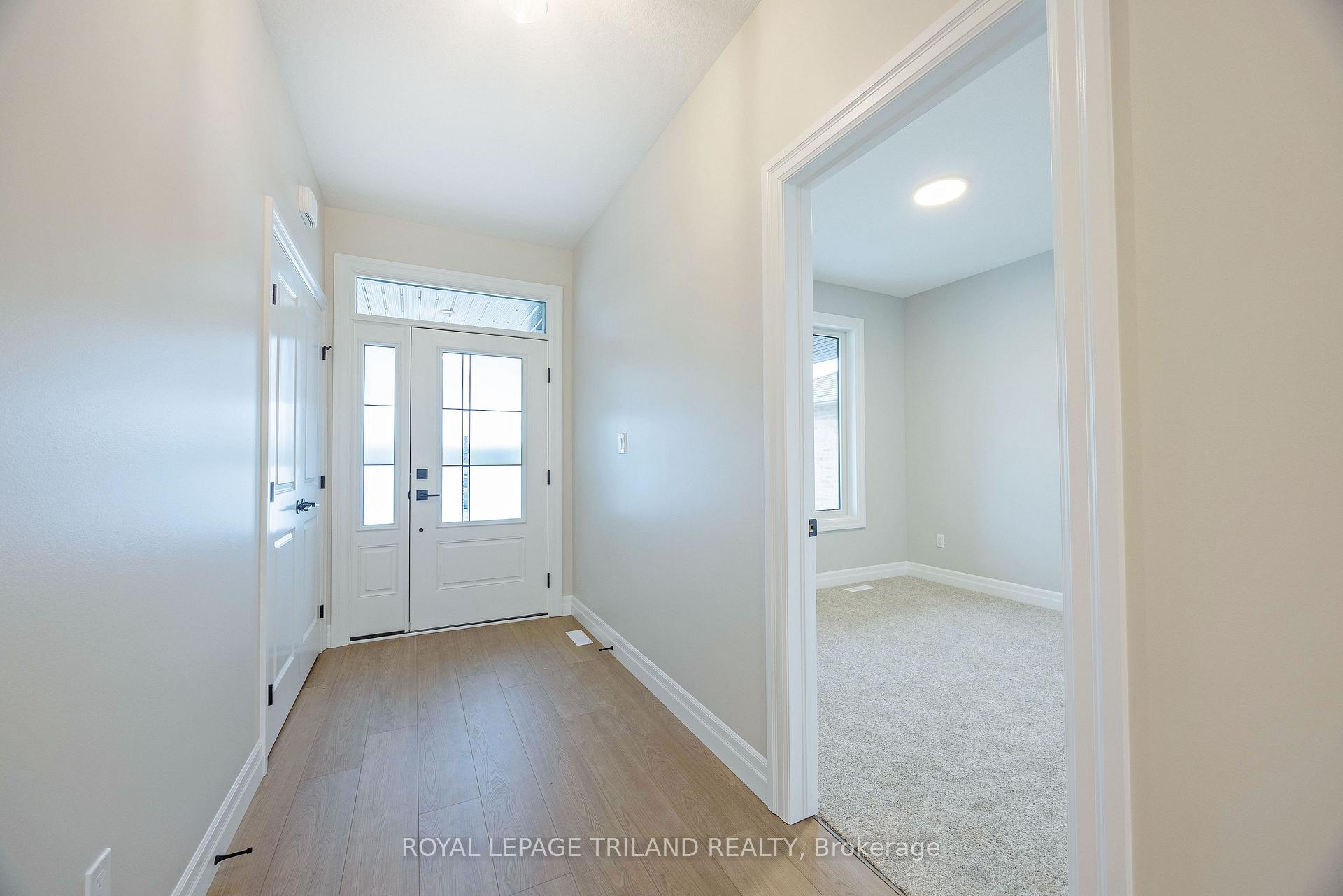 Photo 4 of 155 Shaw Valley Drive, St. Thomas — HOMEH