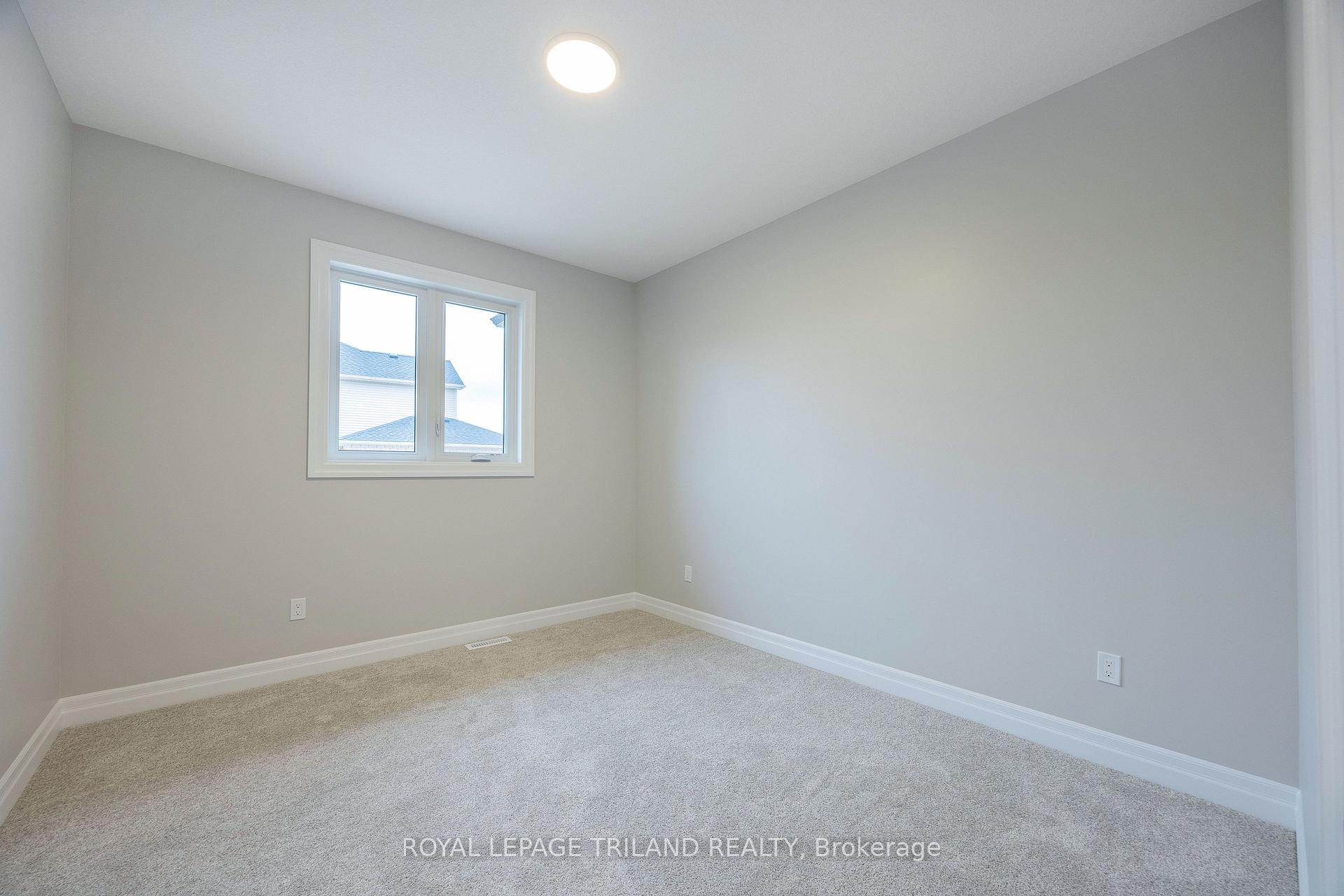 Photo 16 of 155 Shaw Valley Drive, St. Thomas — HOMEH