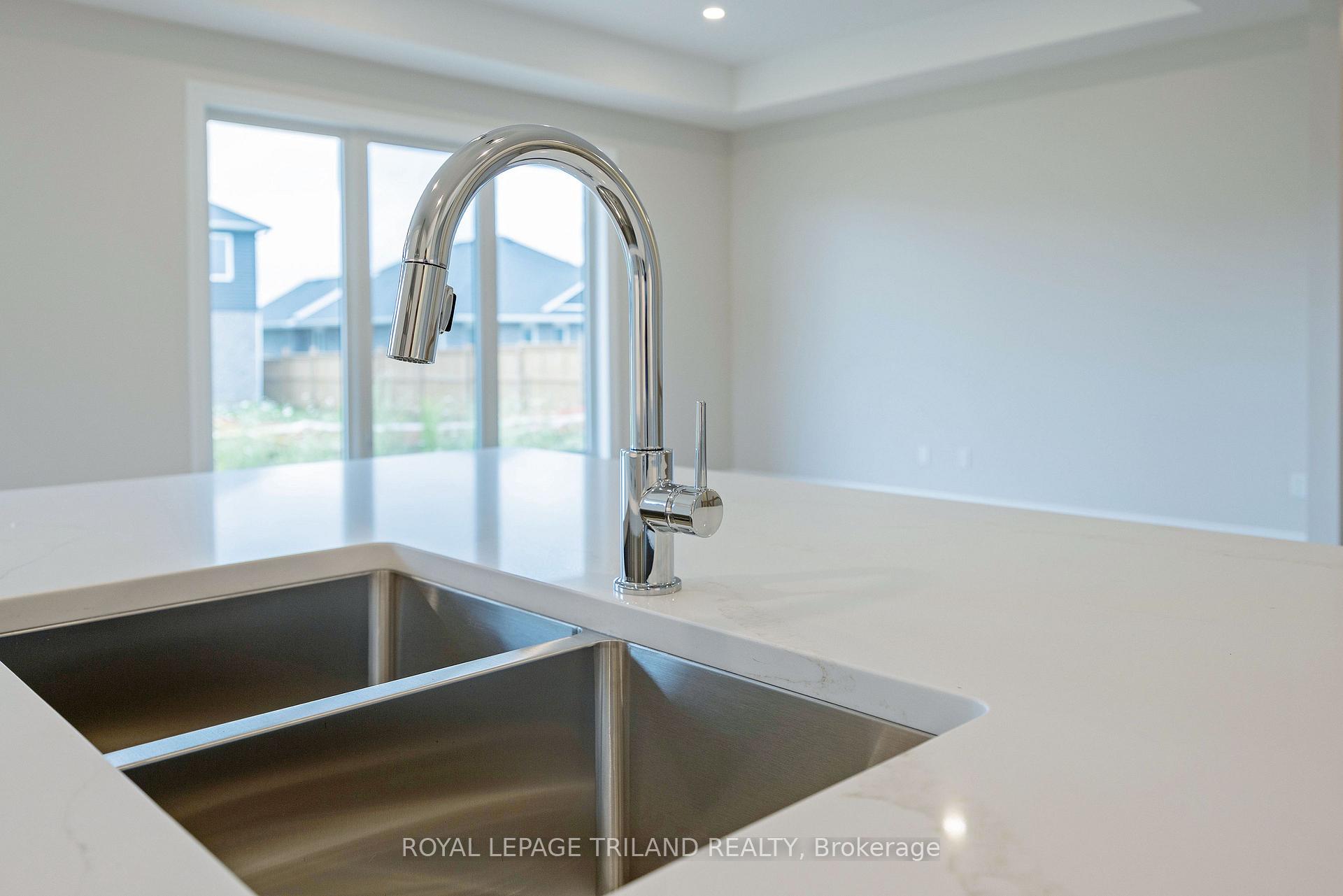 Photo 22 of 155 Shaw Valley Drive, St. Thomas — HOMEH