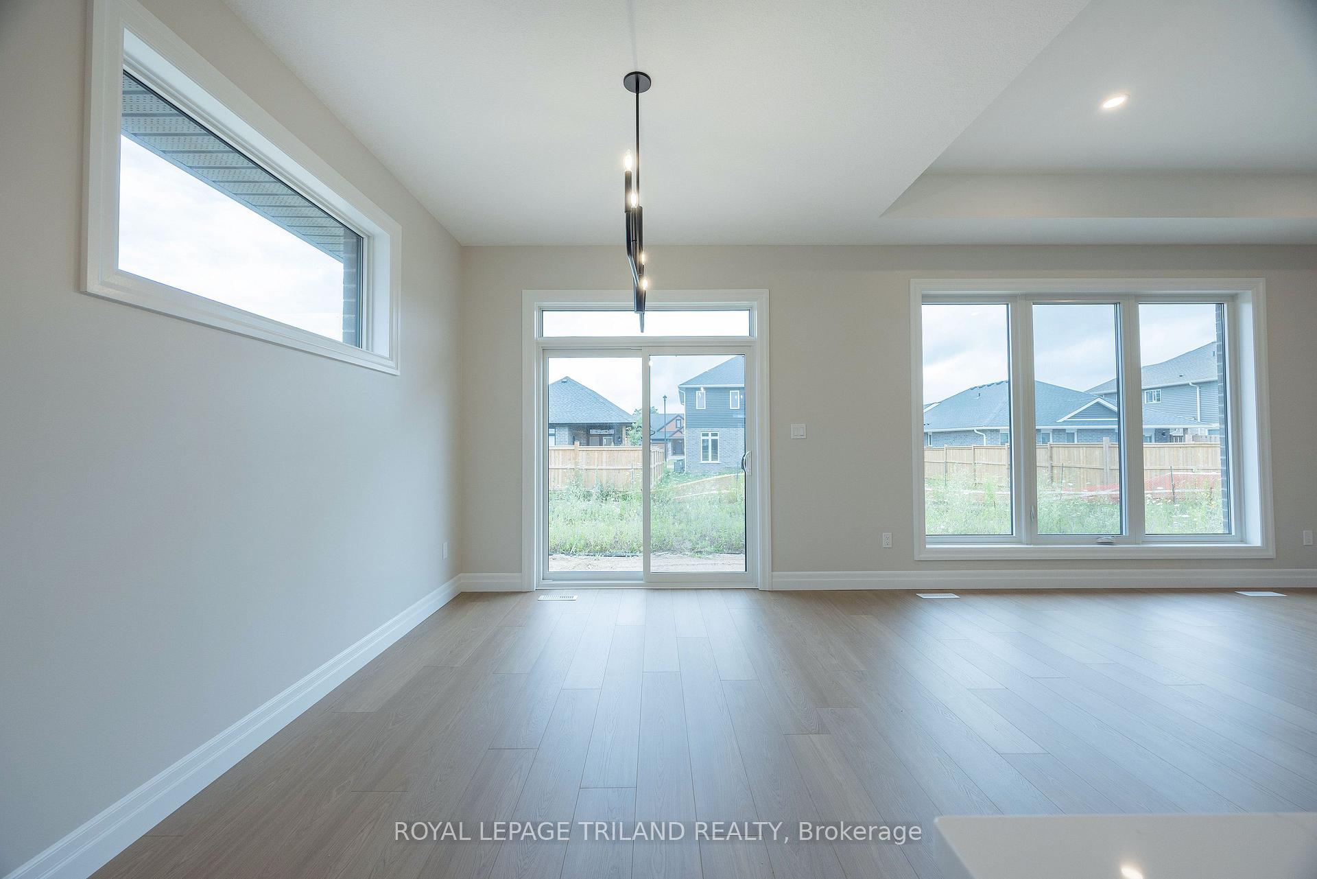 Photo 23 of 155 Shaw Valley Drive, St. Thomas — HOMEH