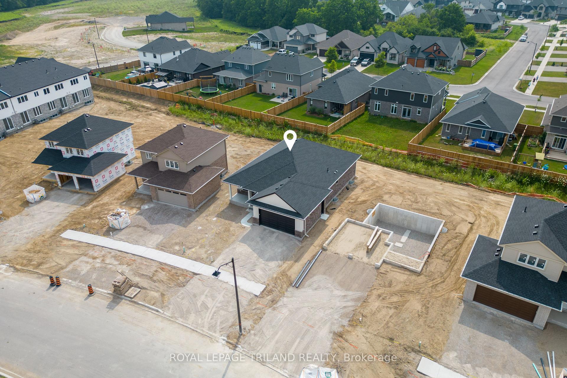 Photo 46 of 155 Shaw Valley Drive, St. Thomas — HOMEH