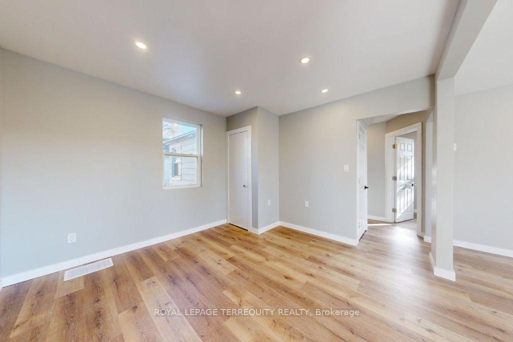 Photo 8 of 77 Glenburn Avenue, Toronto, O'Connor-Parkview — HOMEH