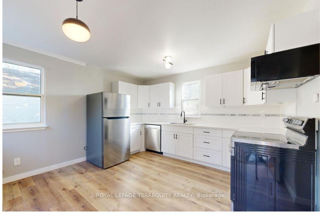 Photo 11 of 77 Glenburn Avenue, Toronto, O'Connor-Parkview — HOMEH