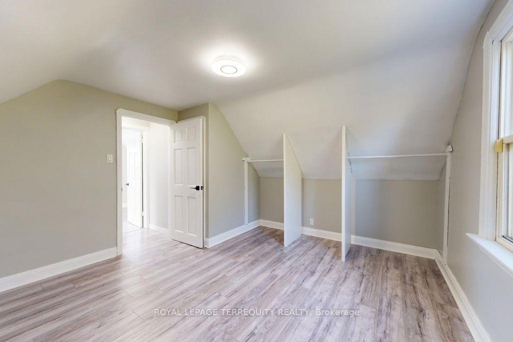 Photo 16 of 77 Glenburn Avenue, Toronto, O'Connor-Parkview — HOMEH