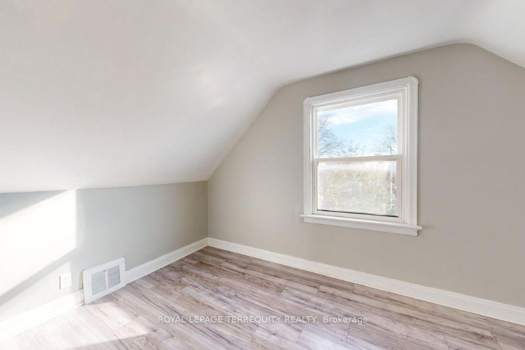 Photo 20 of 77 Glenburn Avenue, Toronto, O'Connor-Parkview — HOMEH