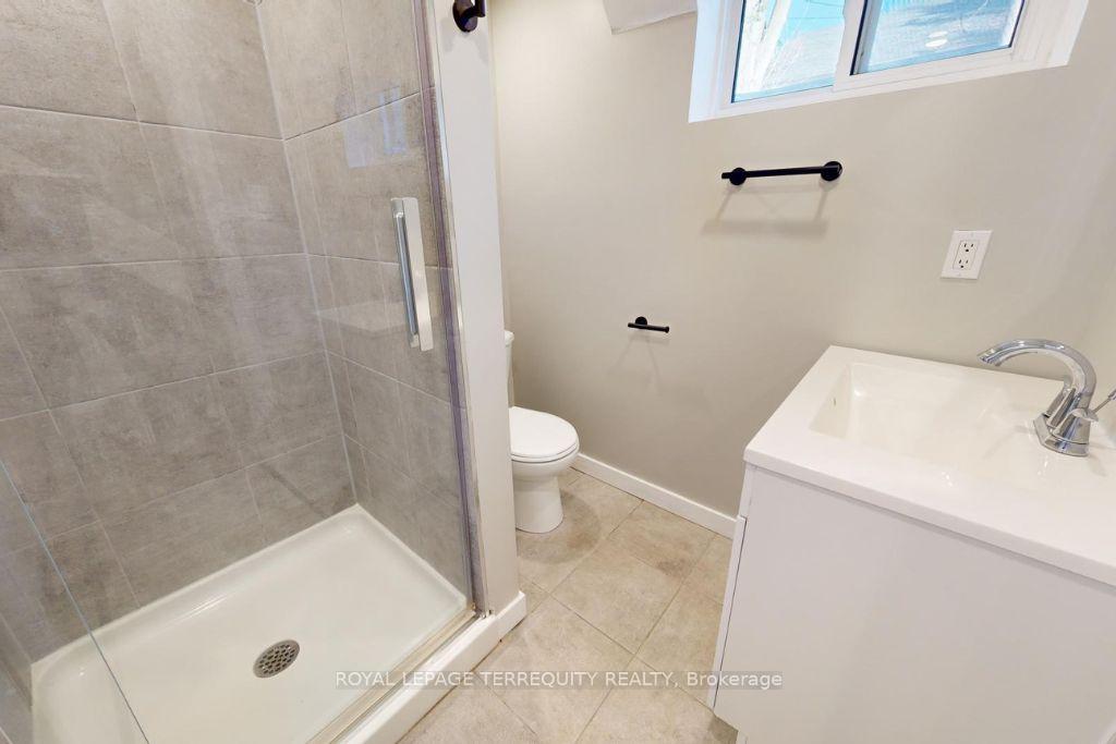 Photo 23 of 77 Glenburn Avenue, Toronto, O'Connor-Parkview — HOMEH