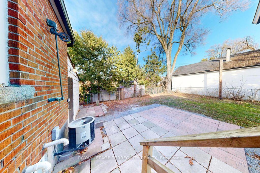Photo 28 of 77 Glenburn Avenue, Toronto, O'Connor-Parkview — HOMEH