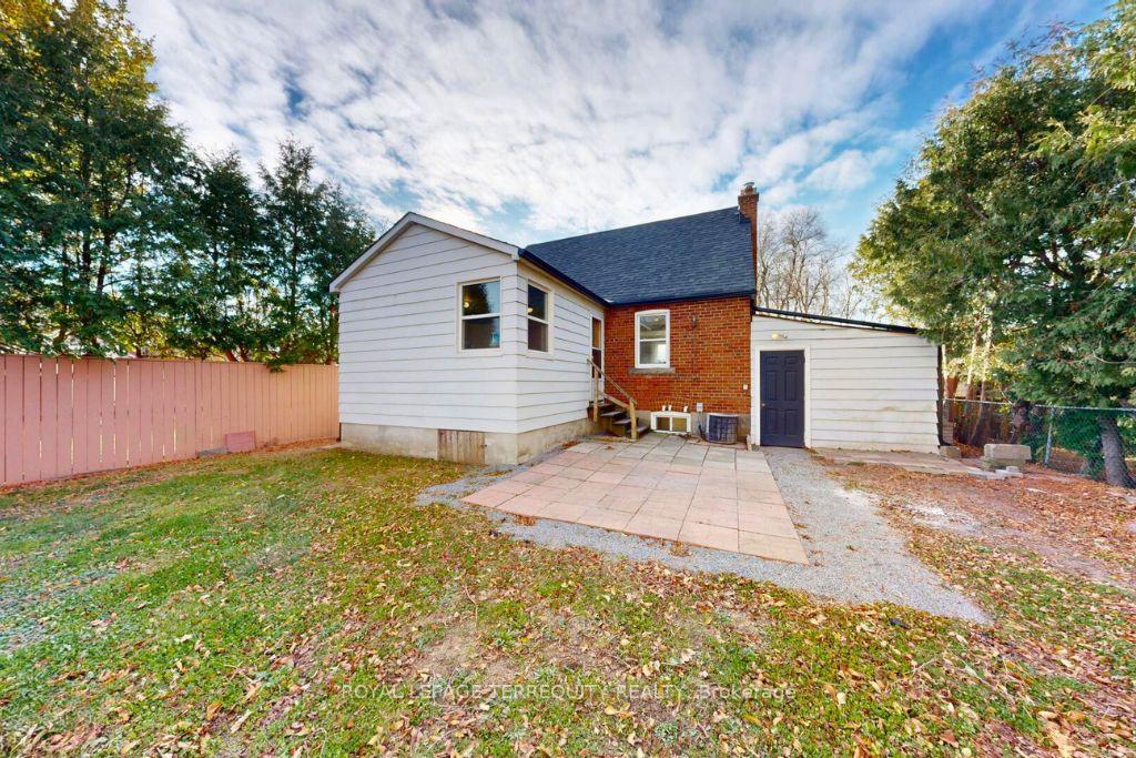 Photo 29 of 77 Glenburn Avenue, Toronto, O'Connor-Parkview — HOMEH