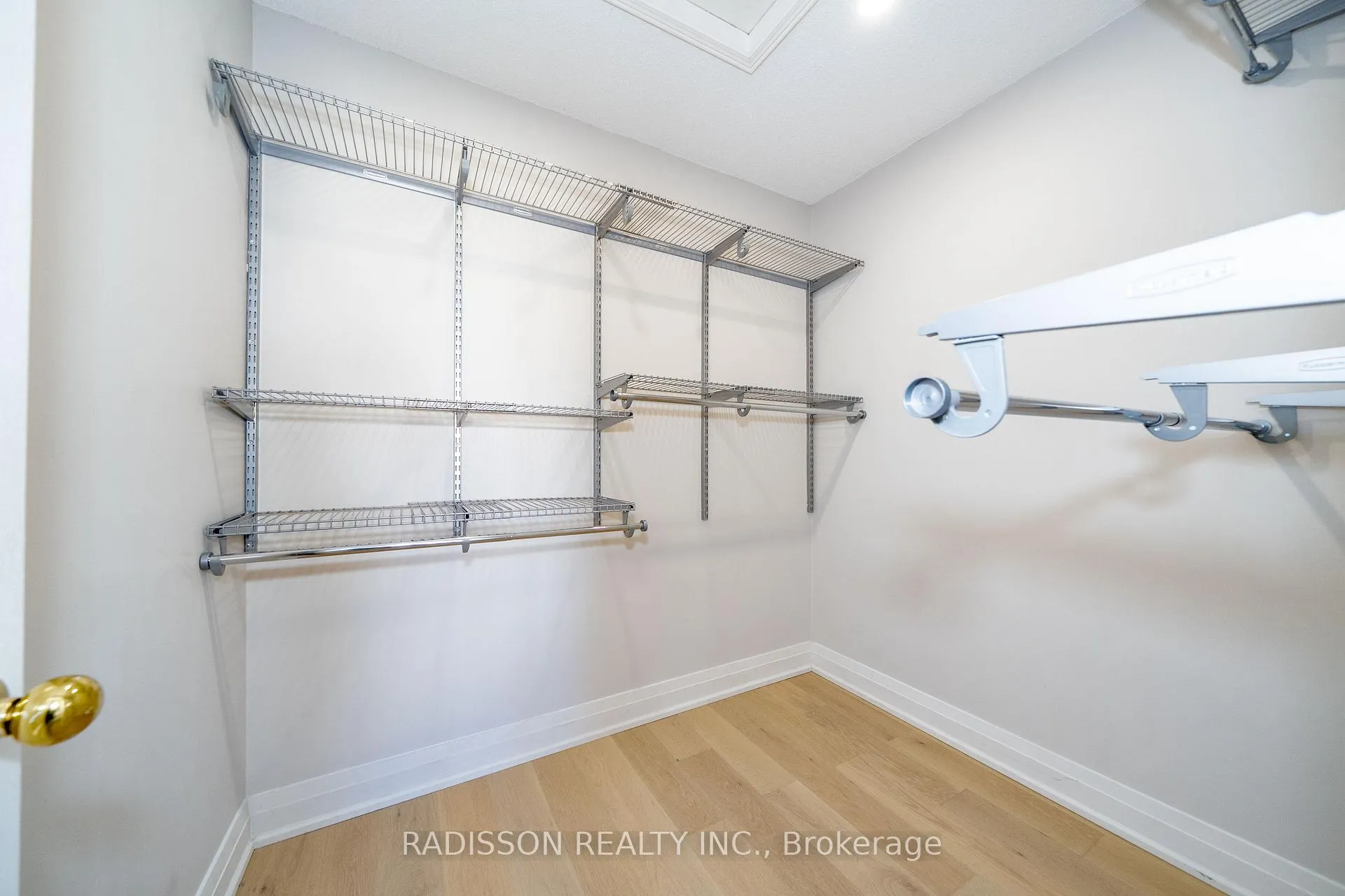 Photo 20 of 94 Bilbrough Street, Aurora, Bayview Northeast — HOMEH