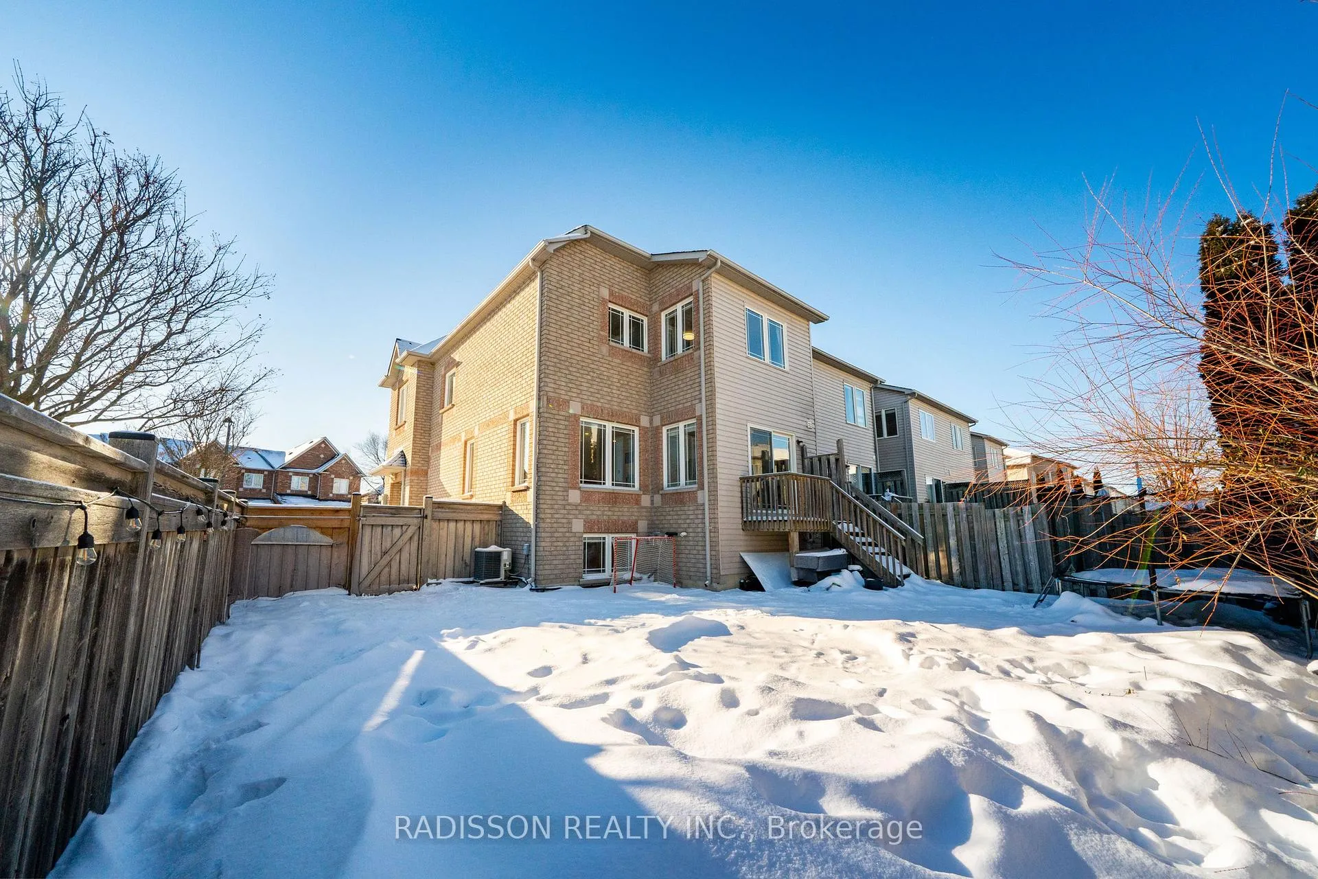 Photo 32 of 94 Bilbrough Street, Aurora, Bayview Northeast — HOMEH
