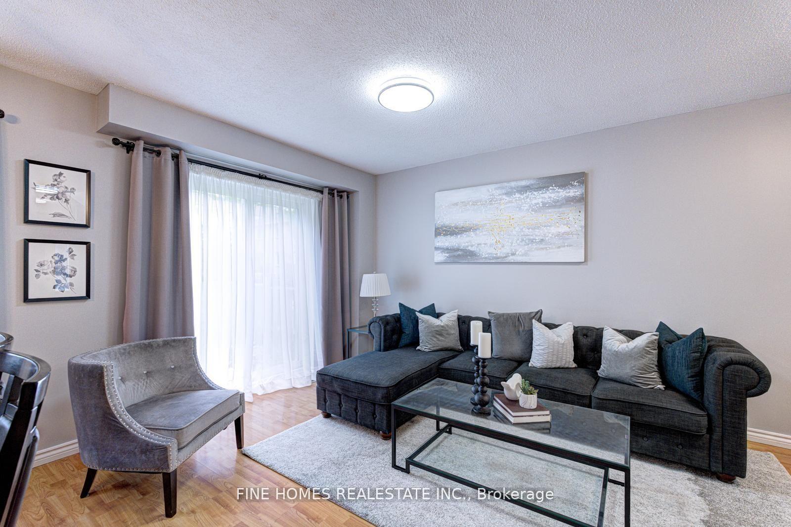 Photo 13 of 302 Maciver Boulevard, Newmarket, Summerhill Estates — HOMEH