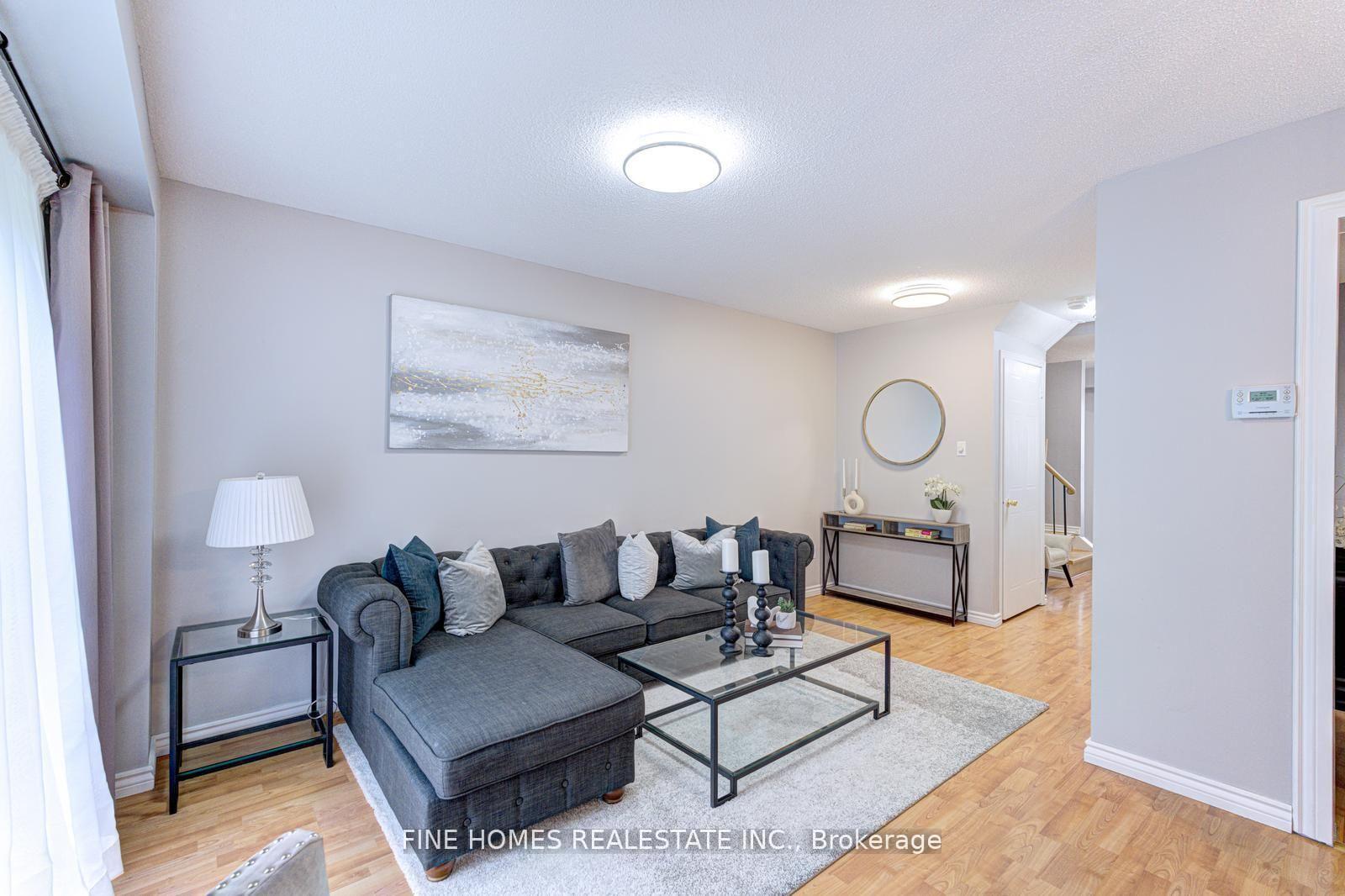 Photo 15 of 302 Maciver Boulevard, Newmarket, Summerhill Estates — HOMEH
