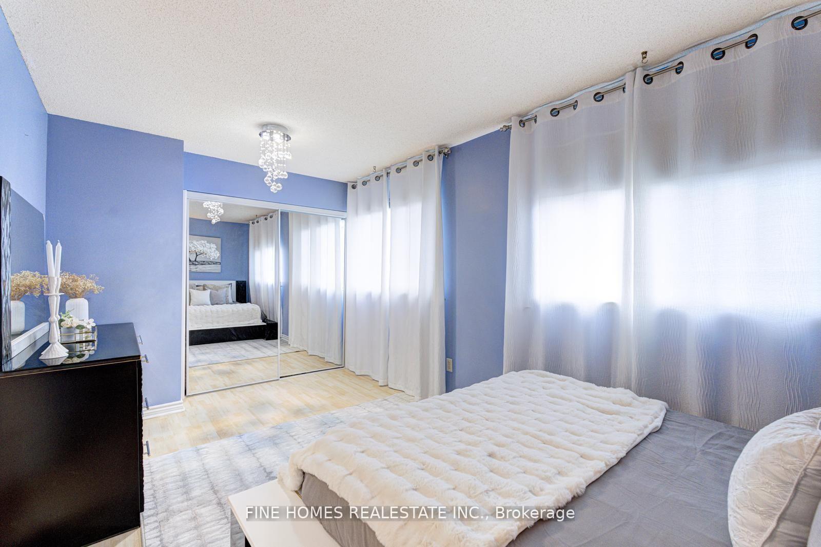 Photo 18 of 302 Maciver Boulevard, Newmarket, Summerhill Estates — HOMEH