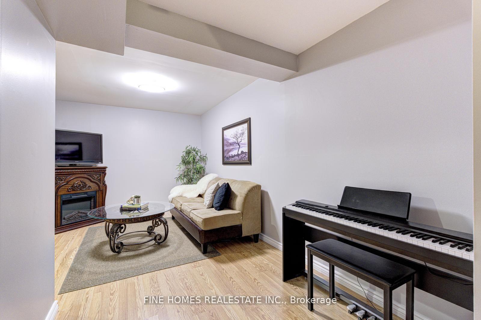 Photo 22 of 302 Maciver Boulevard, Newmarket, Summerhill Estates — HOMEH
