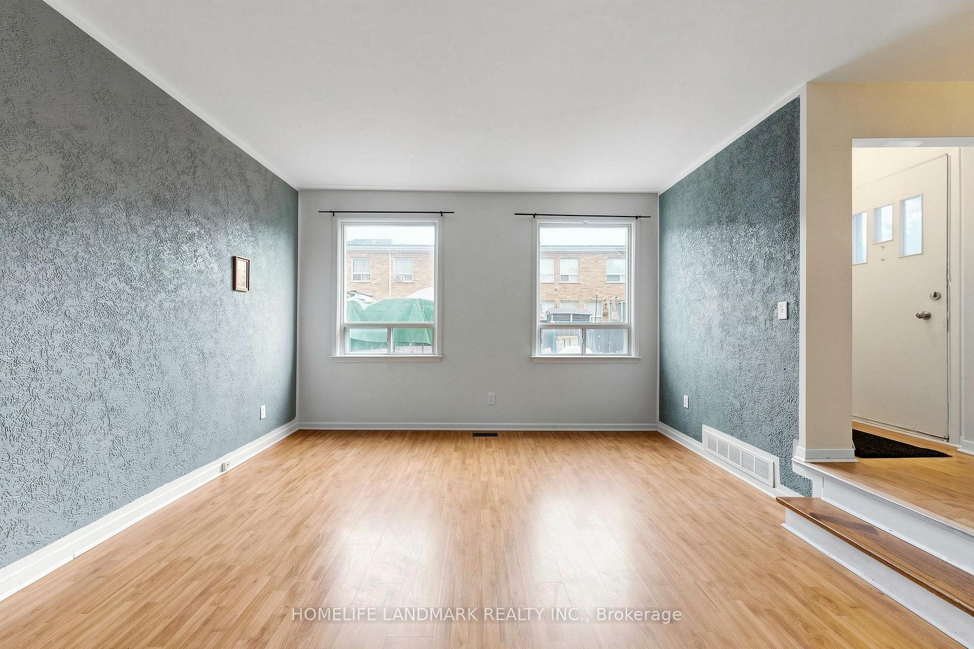 Photo 11 of Unit 6, 61 Ardglen Drive, Brampton, Brampton East — HOMEH