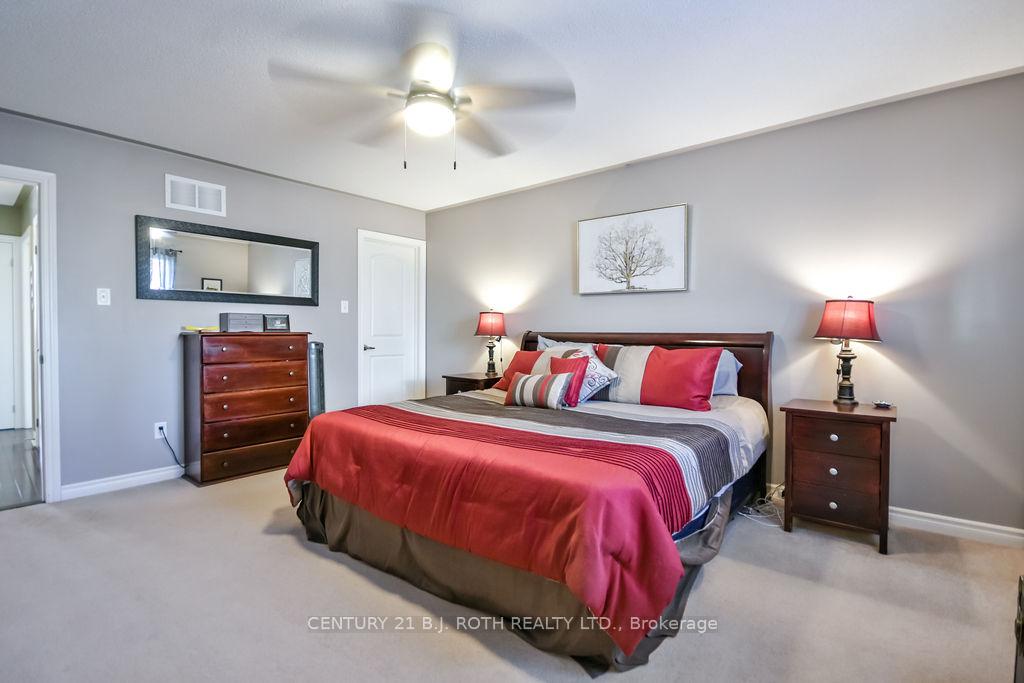 Photo 14 of 12 White Crescent, Barrie, Holly — HOMEH