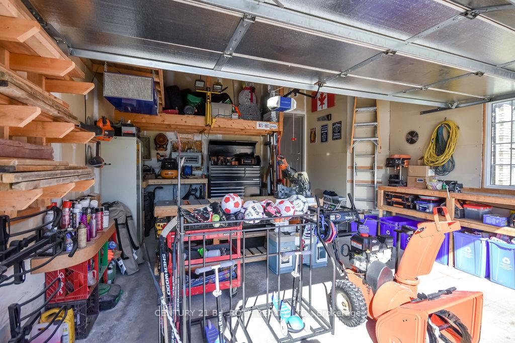 Photo 41 of 12 White Crescent, Barrie, Holly — HOMEH