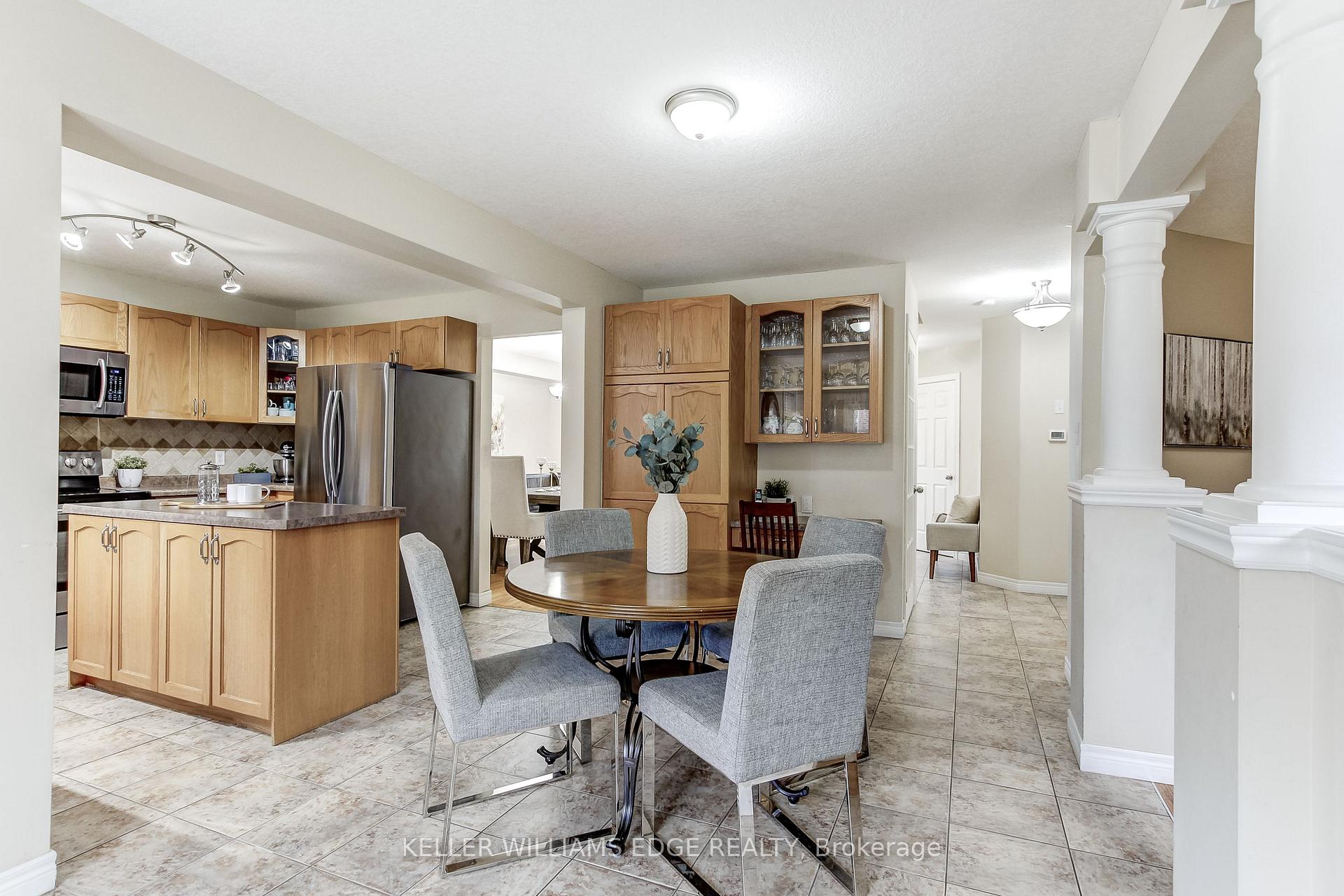 Photo 10 of 69 Solsbury Crescent, Hamilton, Mount Hope — HOMEH