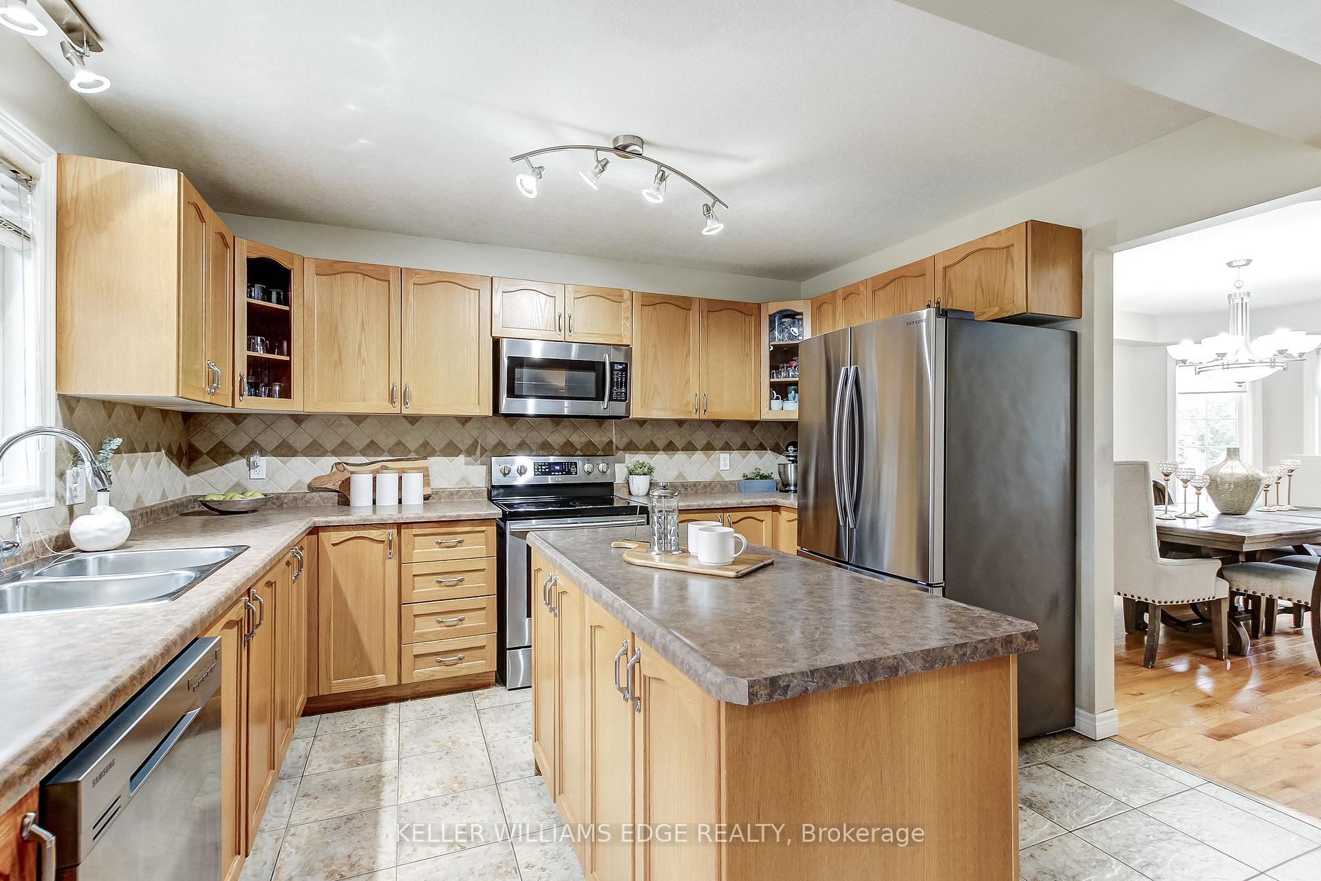 Photo 13 of 69 Solsbury Crescent, Hamilton, Mount Hope — HOMEH
