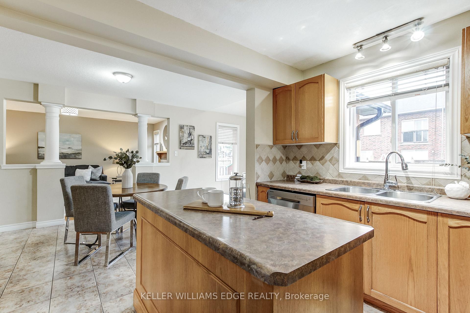 Photo 15 of 69 Solsbury Crescent, Hamilton, Mount Hope — HOMEH