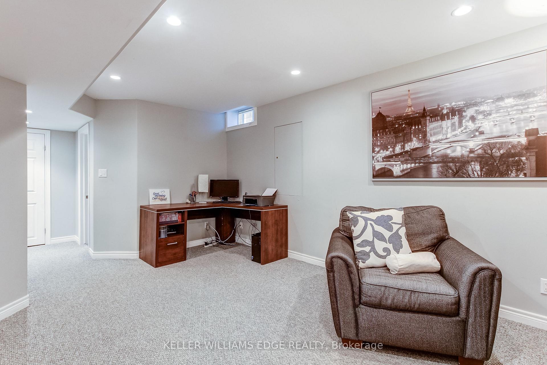 Photo 38 of 69 Solsbury Crescent, Hamilton, Mount Hope — HOMEH
