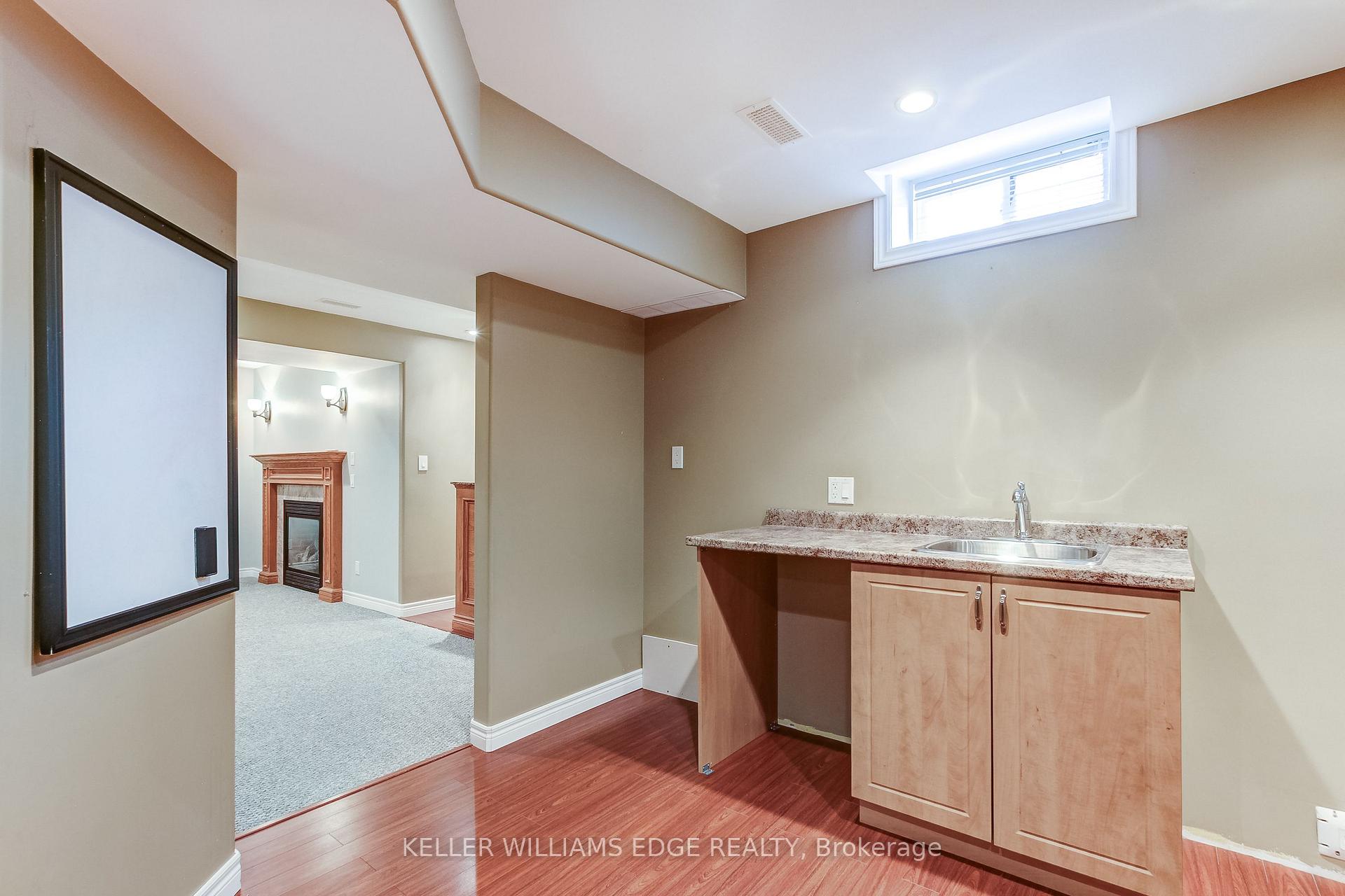 Photo 40 of 69 Solsbury Crescent, Hamilton, Mount Hope — HOMEH