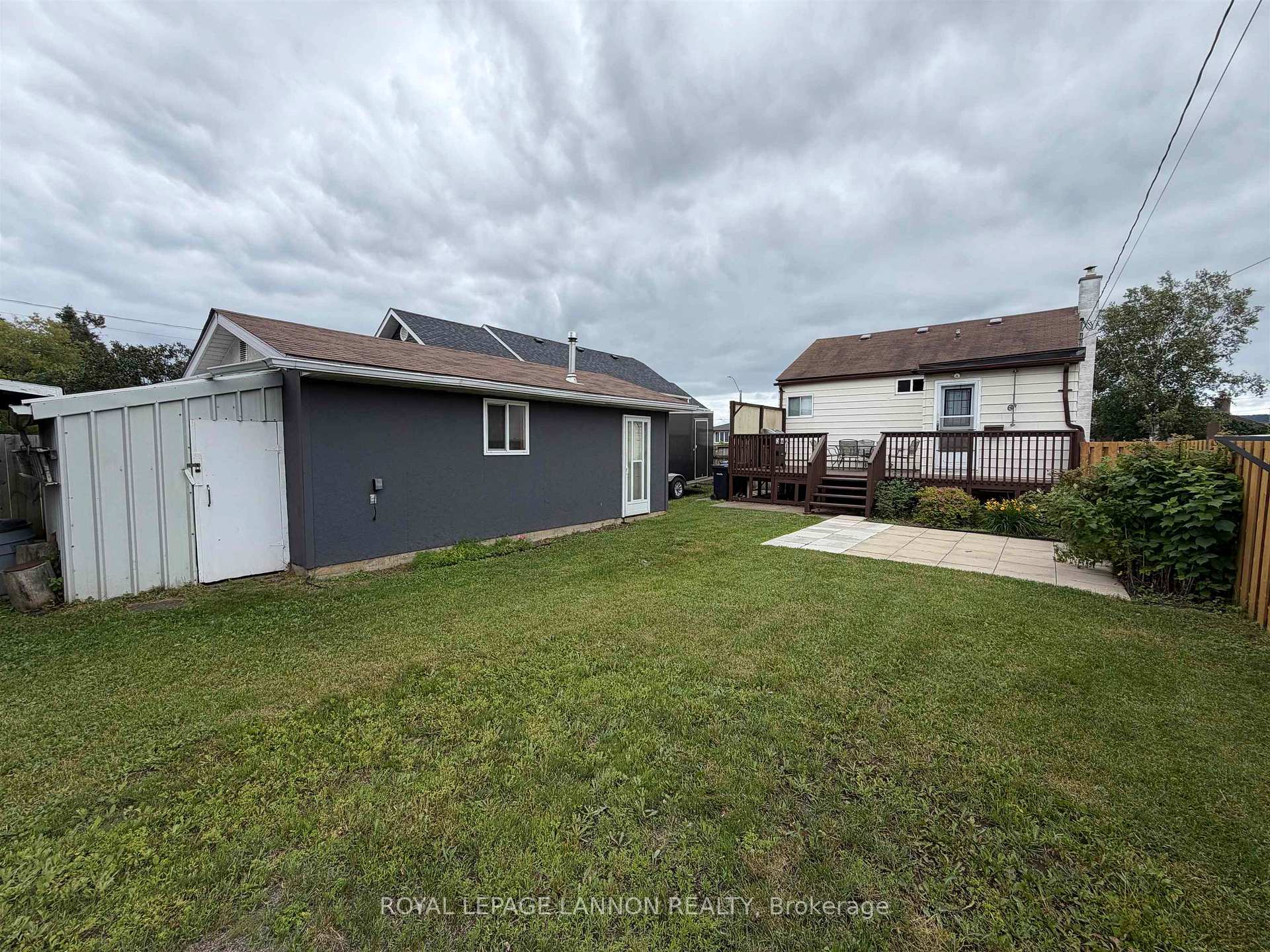 Photo 4 of 441 Christina Street E, Thunder Bay, Westfort — HOMEH
