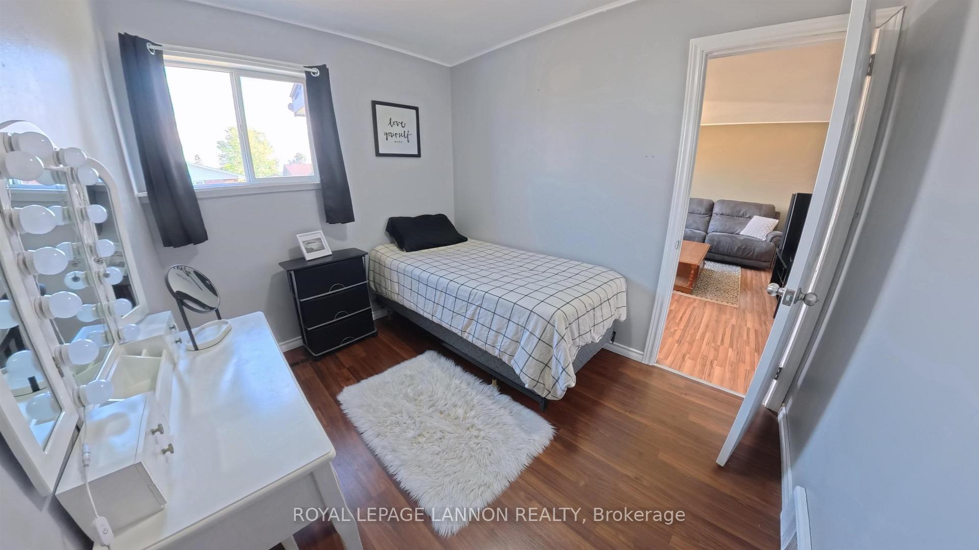 Photo 9 of 441 Christina Street E, Thunder Bay, Westfort — HOMEH