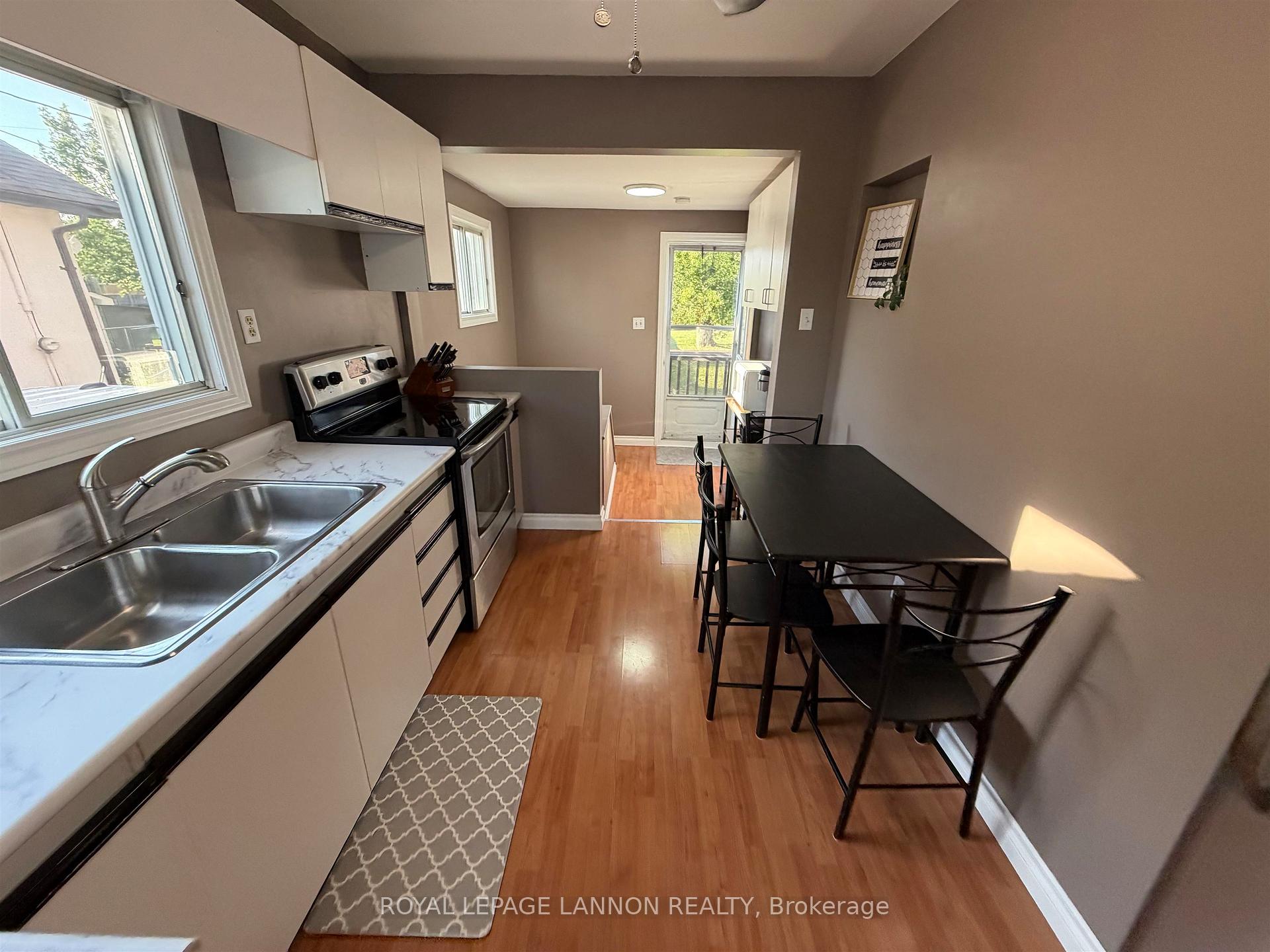 Photo 14 of 441 Christina Street E, Thunder Bay, Westfort — HOMEH