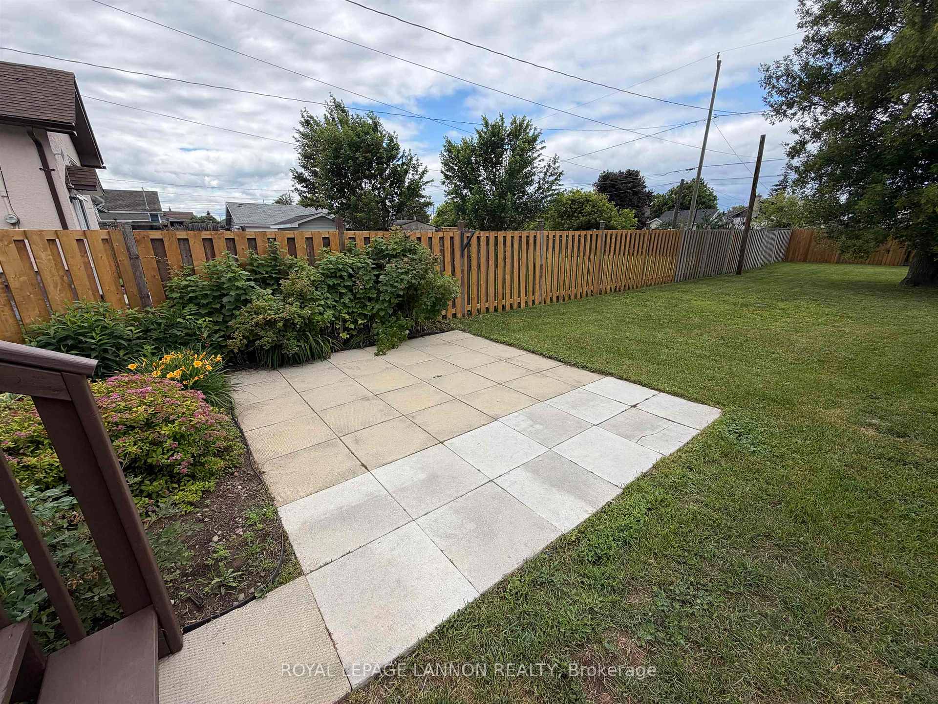 Photo 25 of 441 Christina Street E, Thunder Bay, Westfort — HOMEH