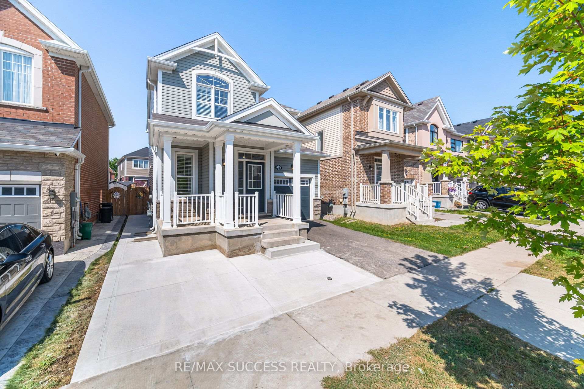 Photo 5 of 28 Pickett Place, Cambridge, Preston Heights — HOMEH
