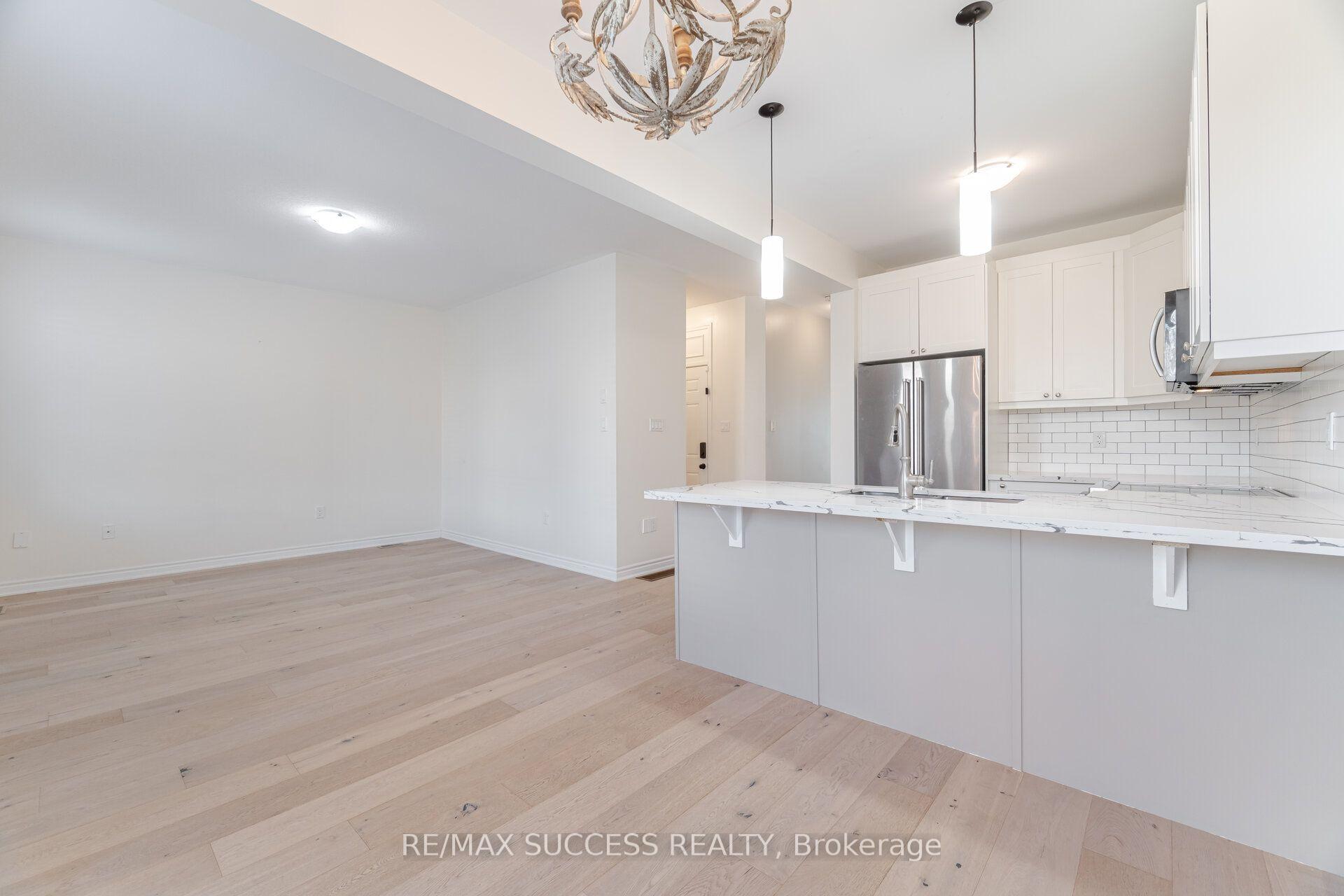 Photo 14 of 28 Pickett Place, Cambridge, Preston Heights — HOMEH