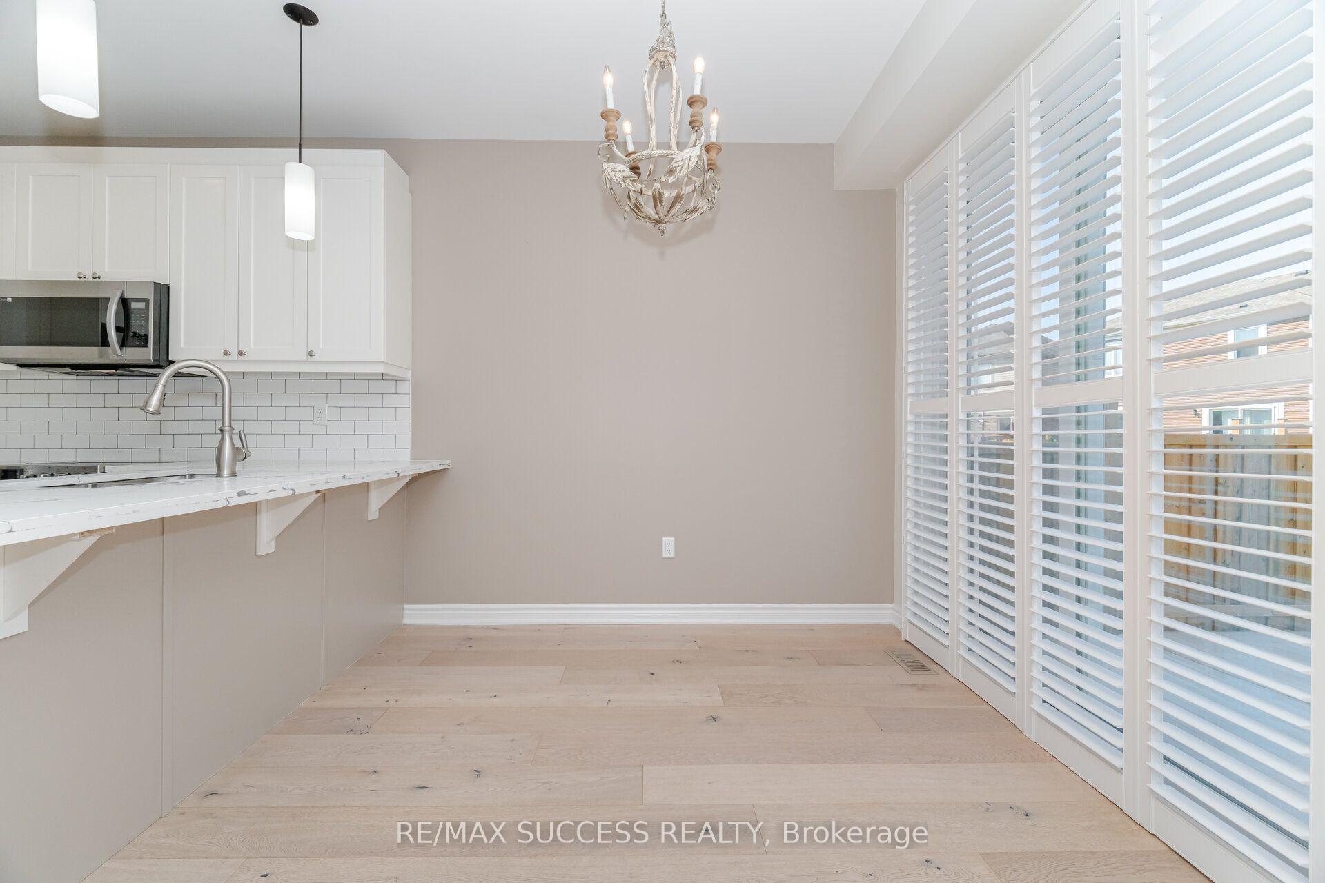 Photo 15 of 28 Pickett Place, Cambridge, Preston Heights — HOMEH