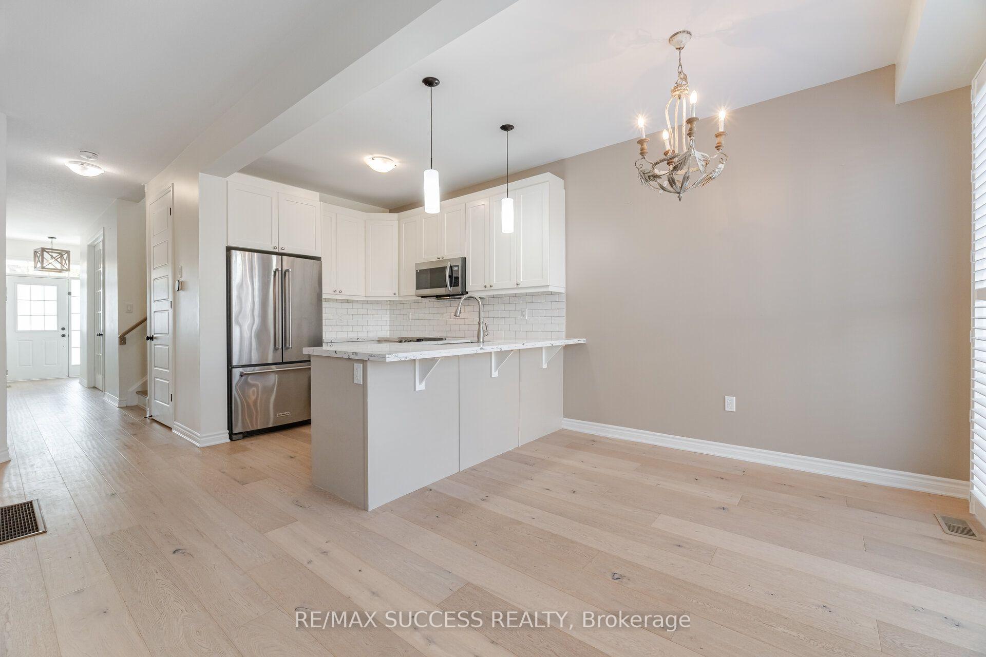 Photo 16 of 28 Pickett Place, Cambridge, Preston Heights — HOMEH